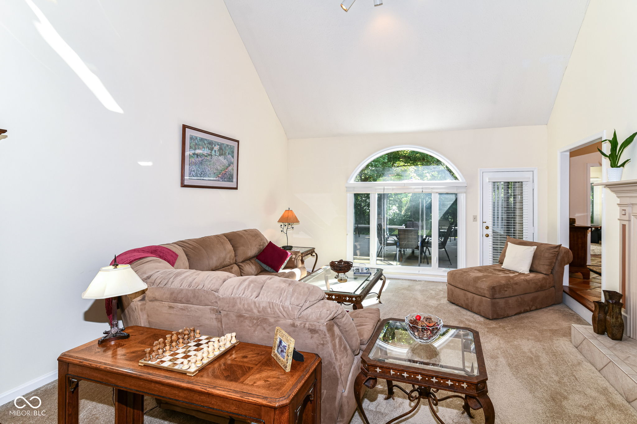 7181 Knollvalley Lane