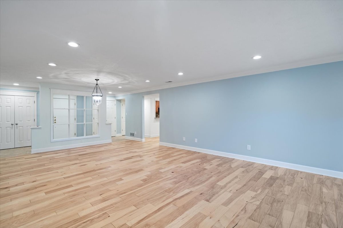 8650 Jaffa Court West Drive Unit: APT 11