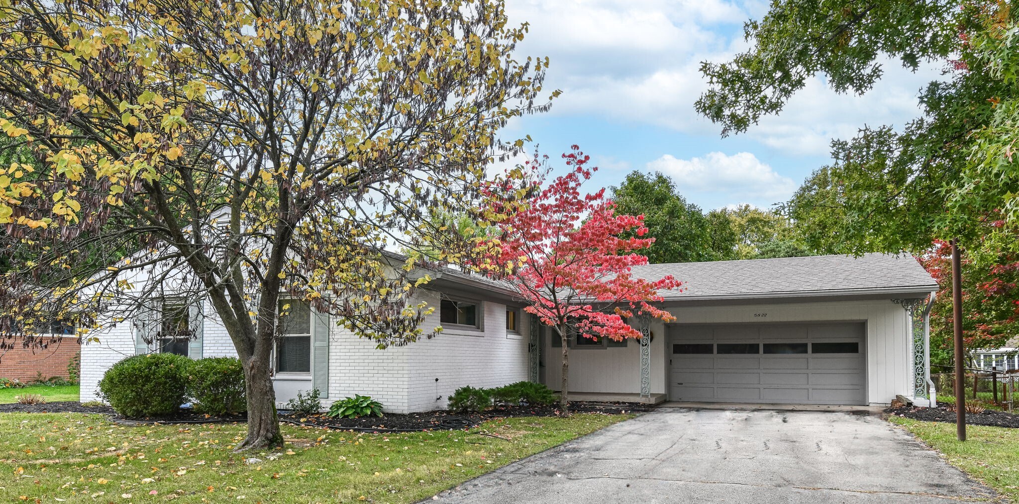 5822 N Dearborn Street