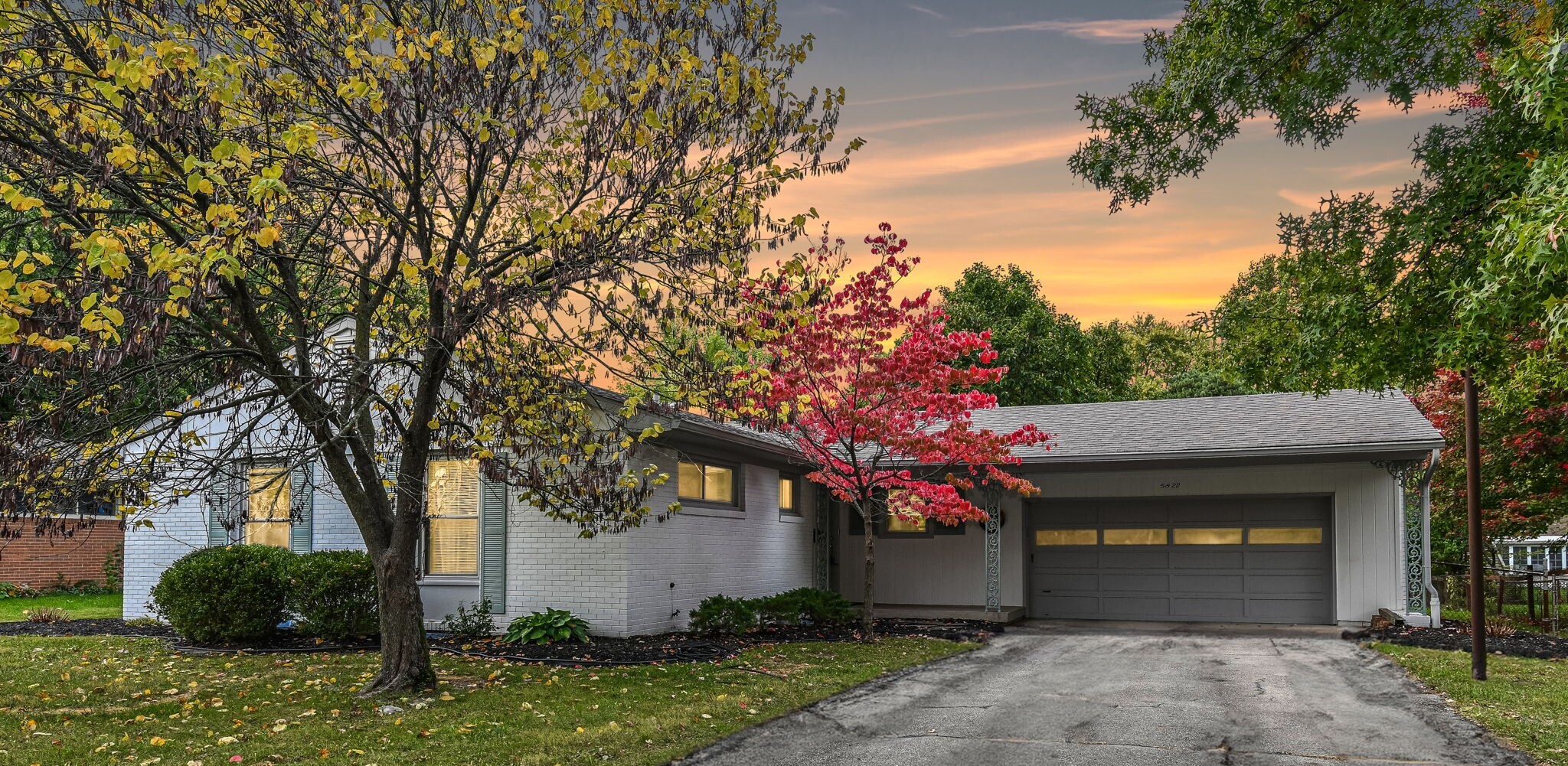 5822 N Dearborn Street