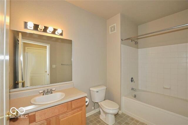 12926 University Crescent Unit: APT 2B