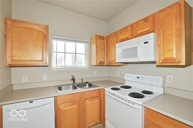 12926 University Crescent Unit: APT 2B