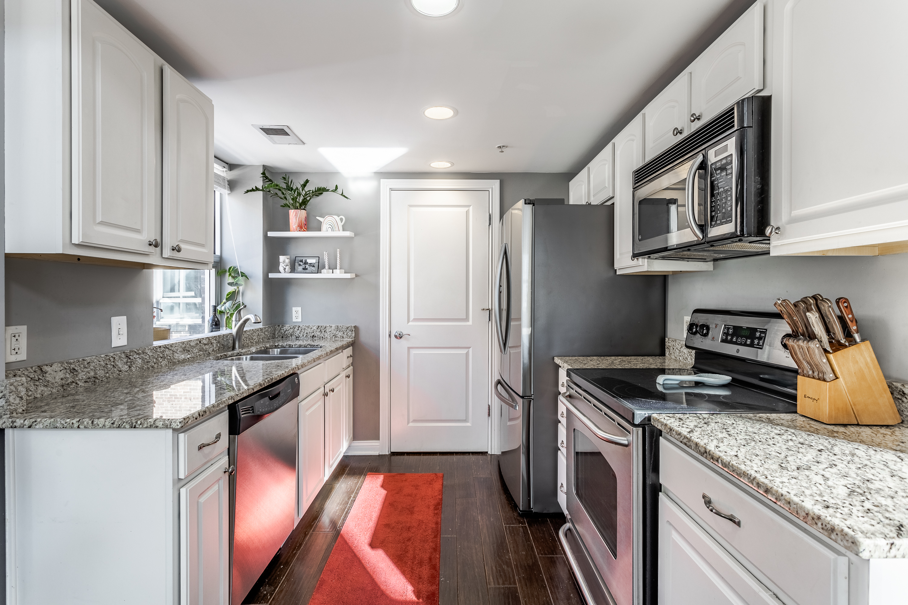 350 N Meridian Street Unit: UNIT 908