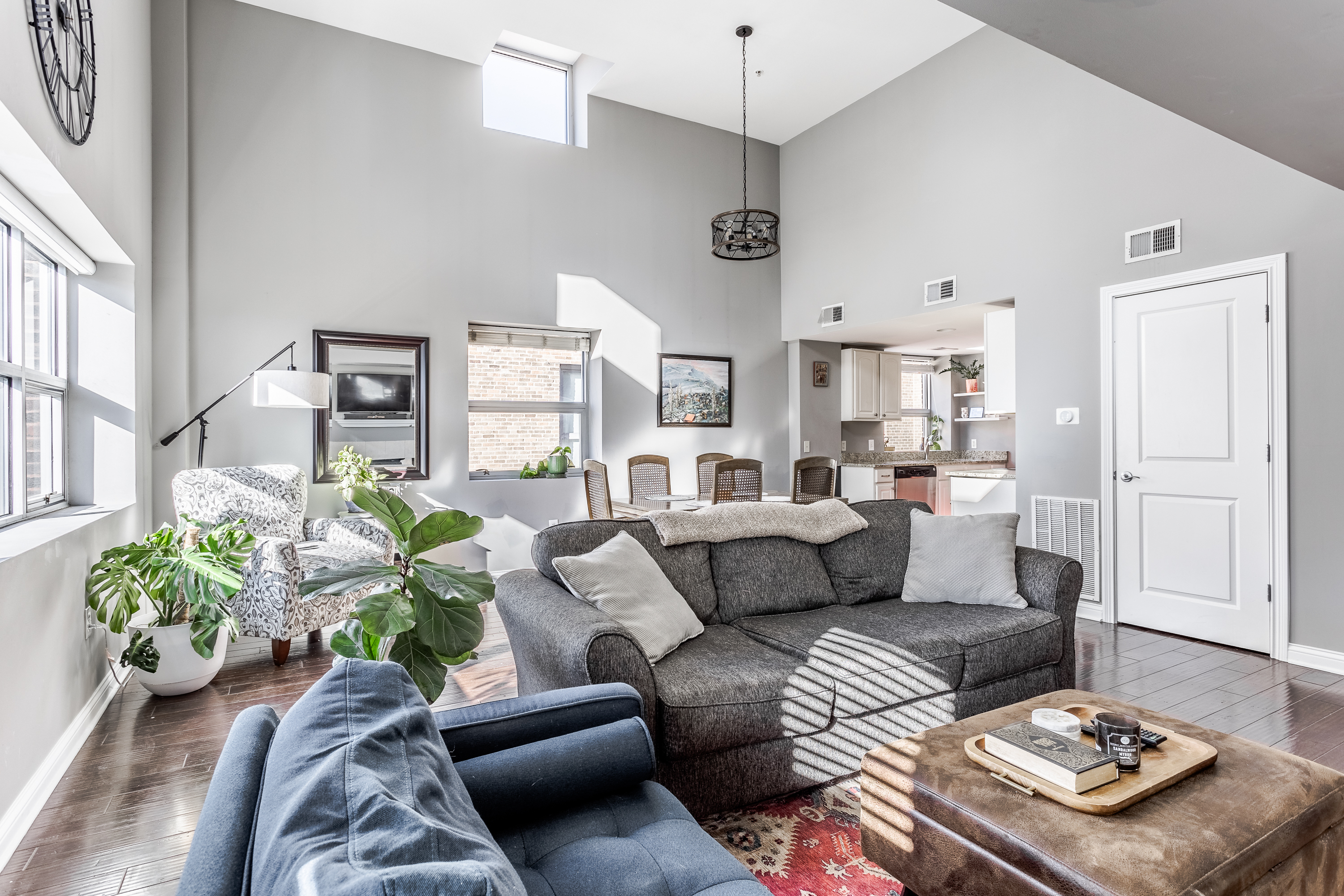 350 N Meridian Street Unit: UNIT 908