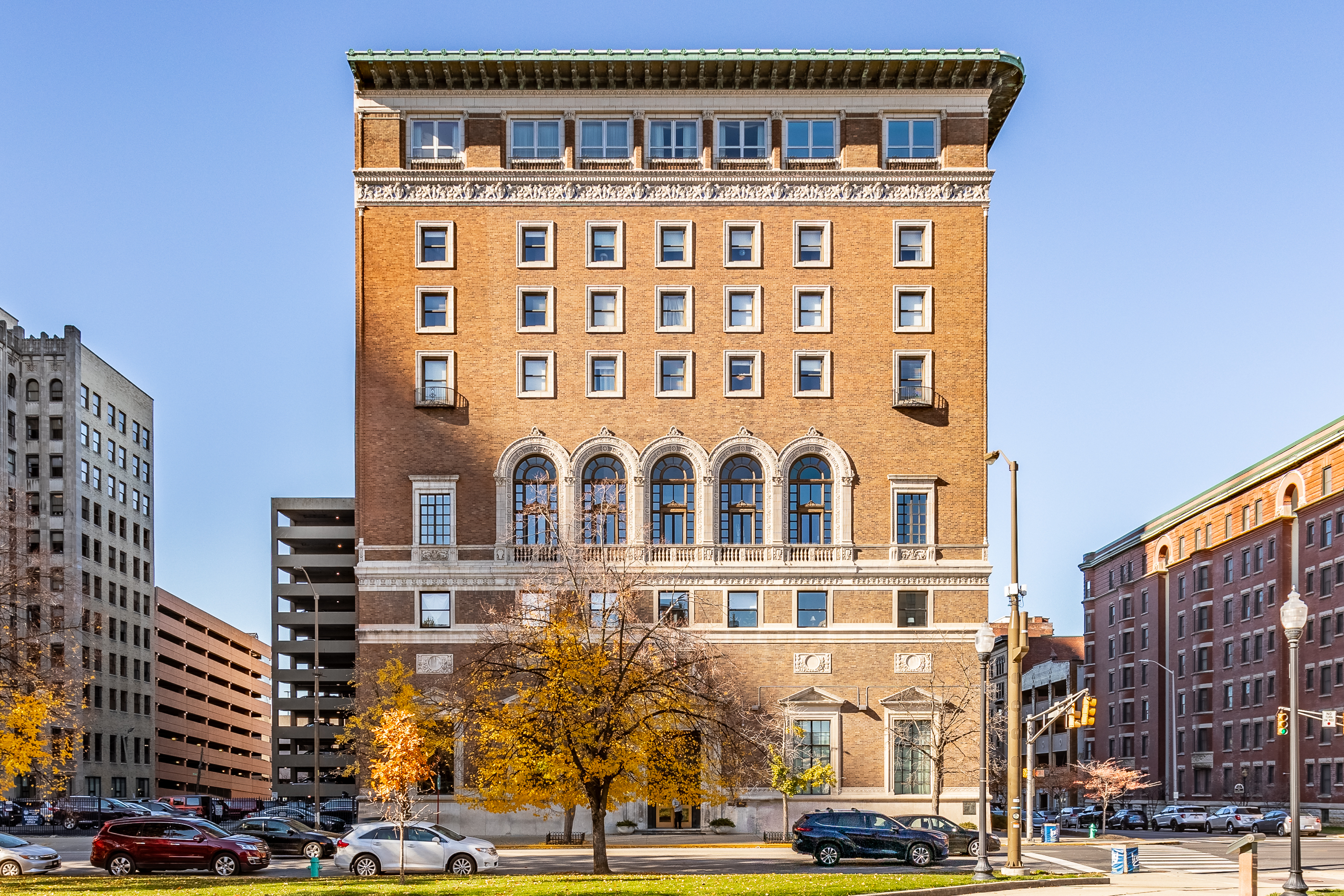350 N Meridian Street Unit: UNIT 908