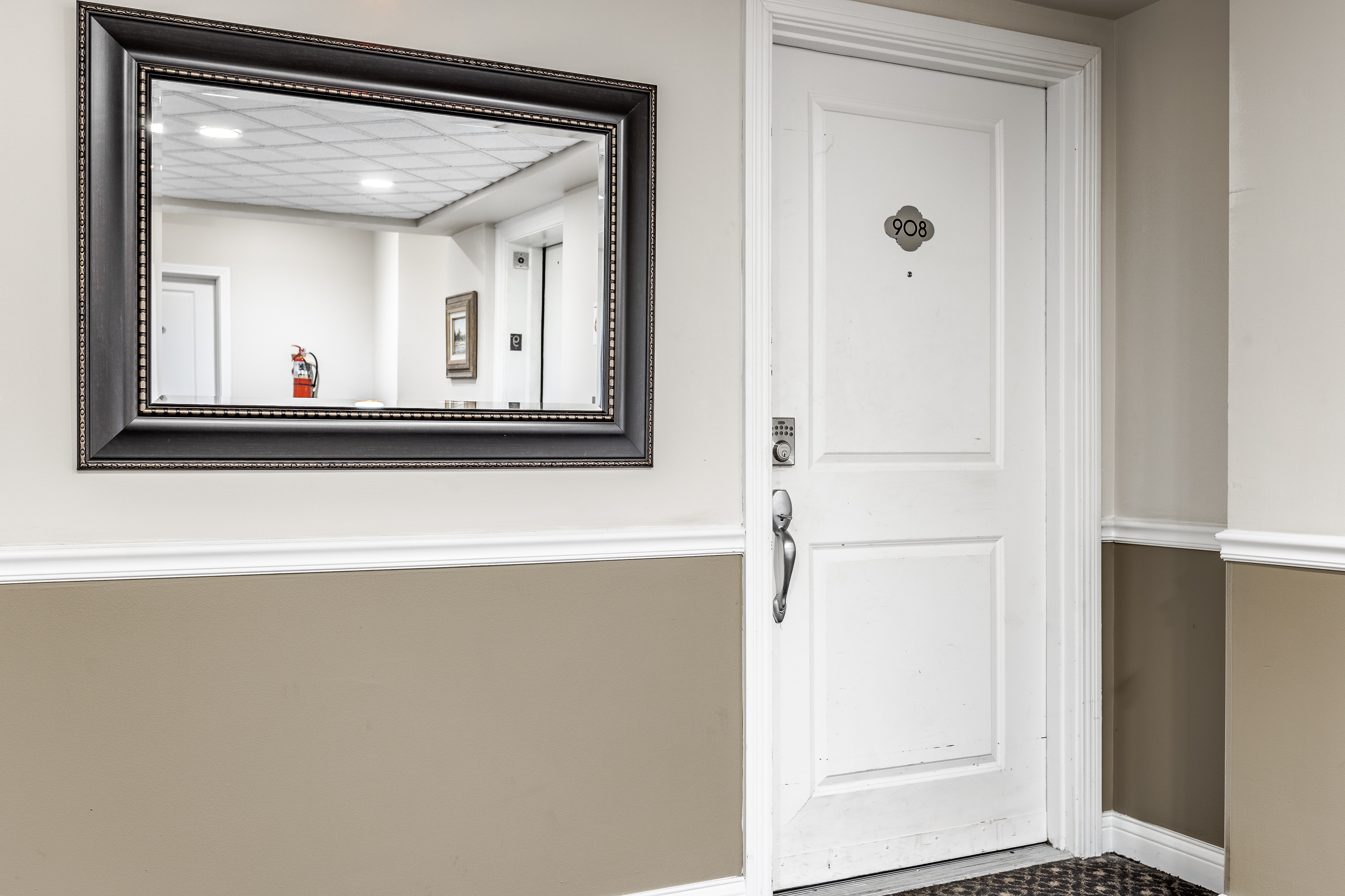 350 N Meridian Street Unit: UNIT 908
