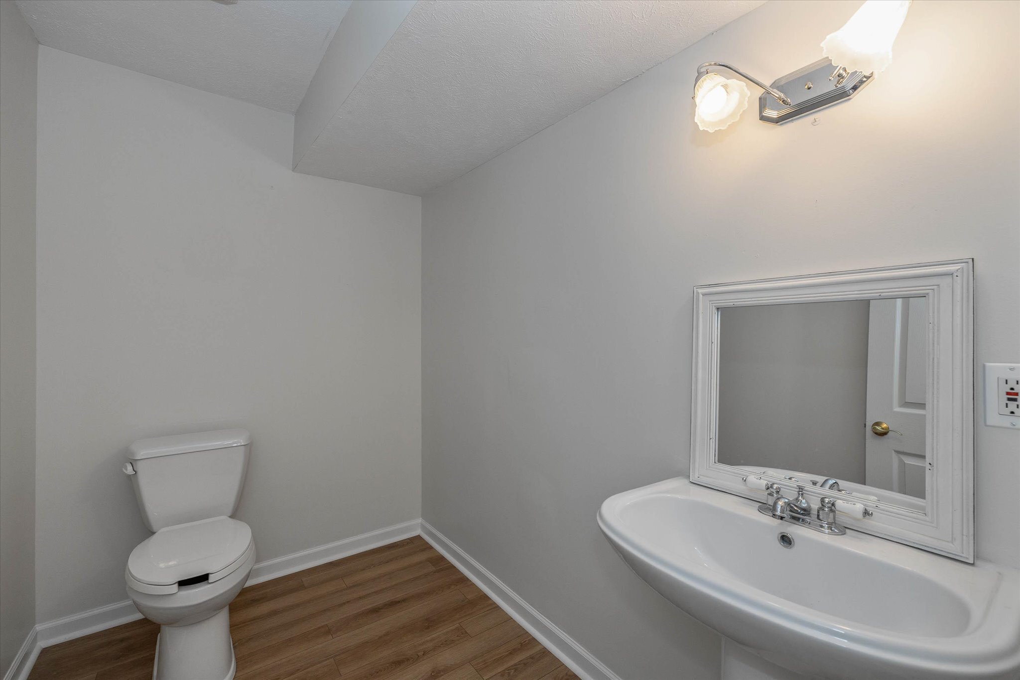 8571 Babson Court
