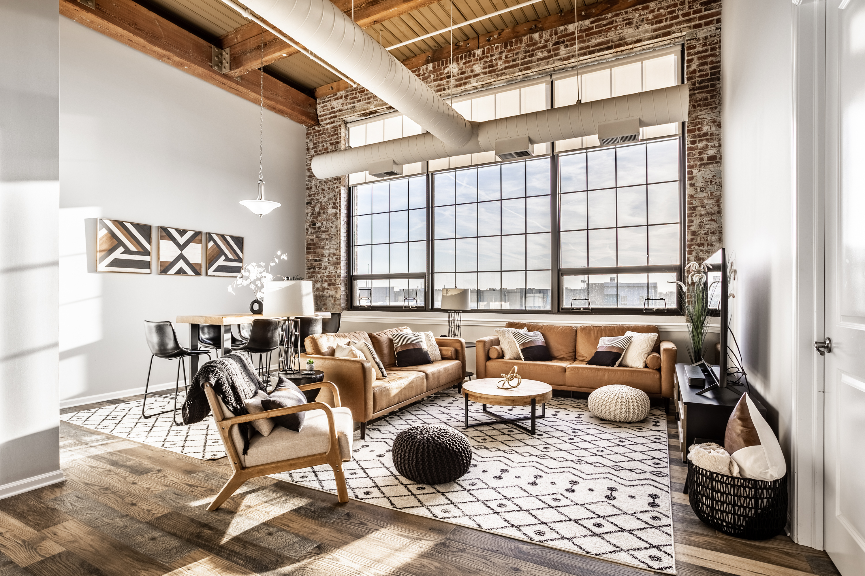 630 N College Avenue Unit: 407