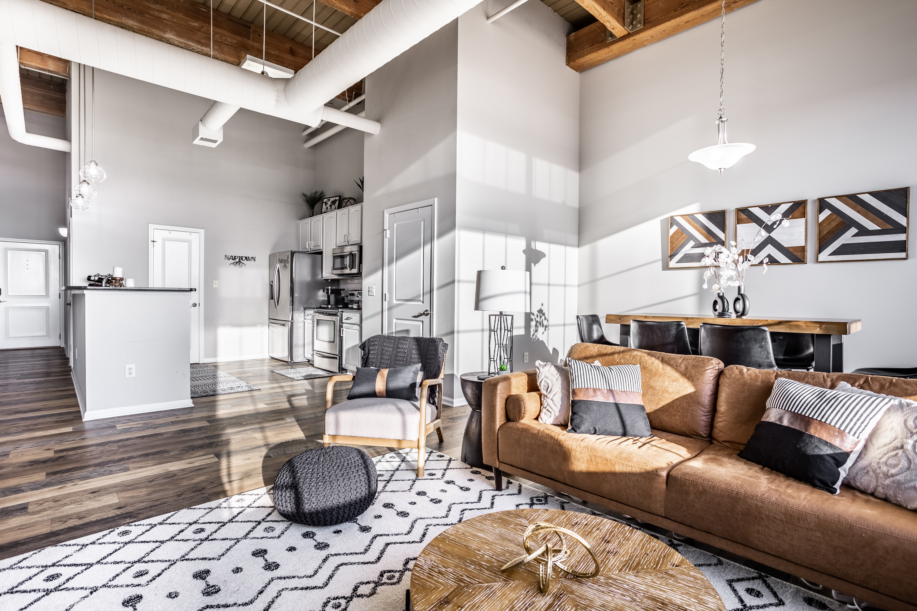 630 N College Avenue Unit: 407