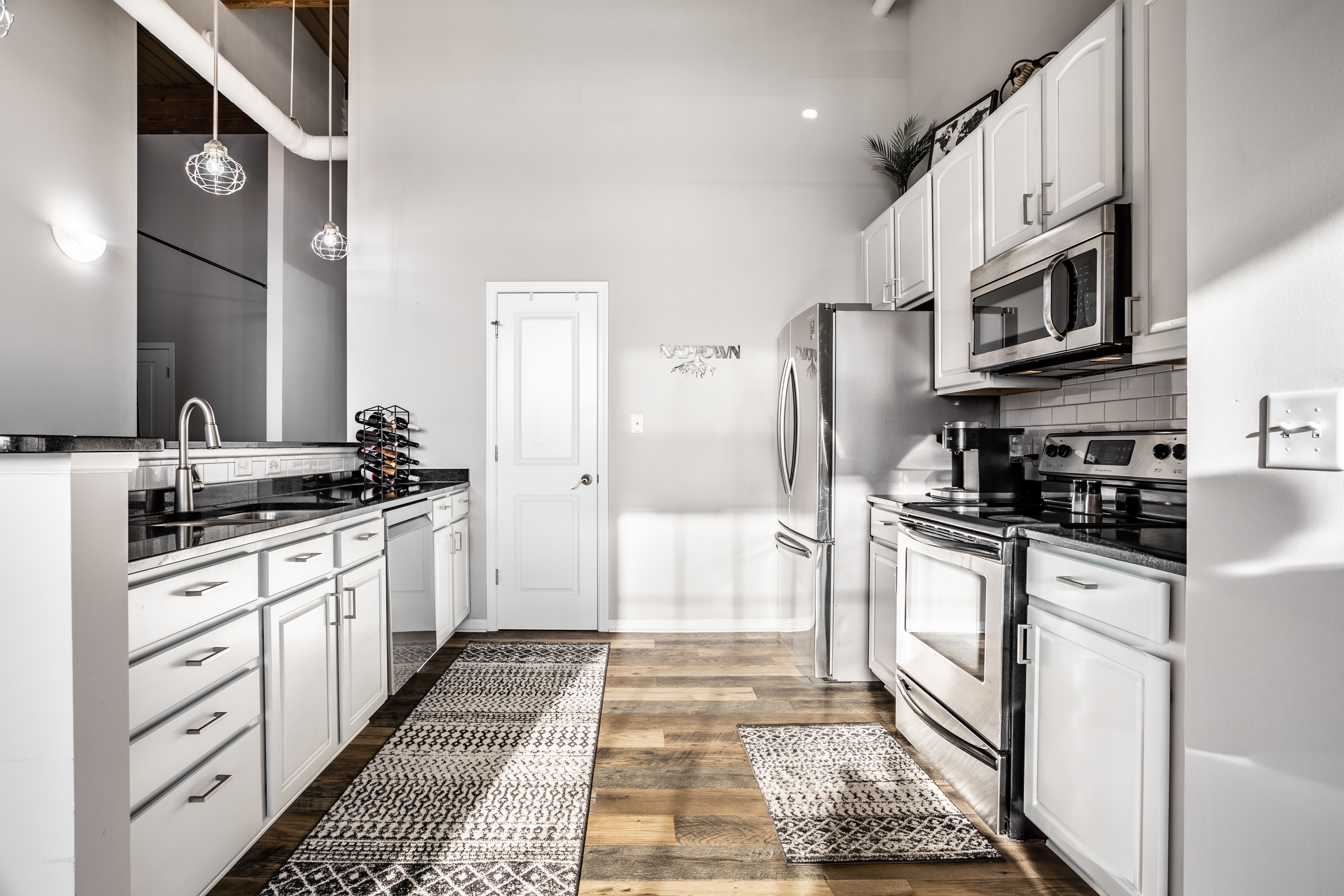 630 N College Avenue Unit: 407