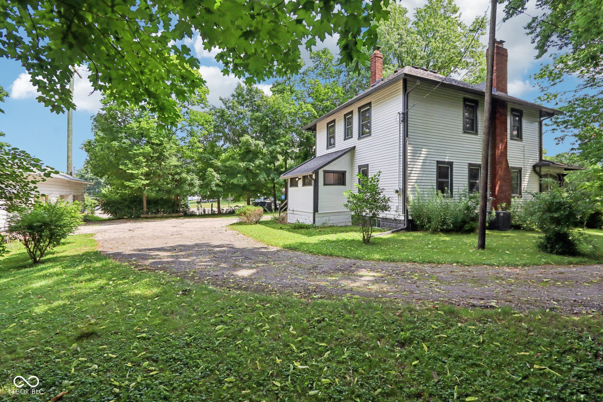 1185 N 10th Street