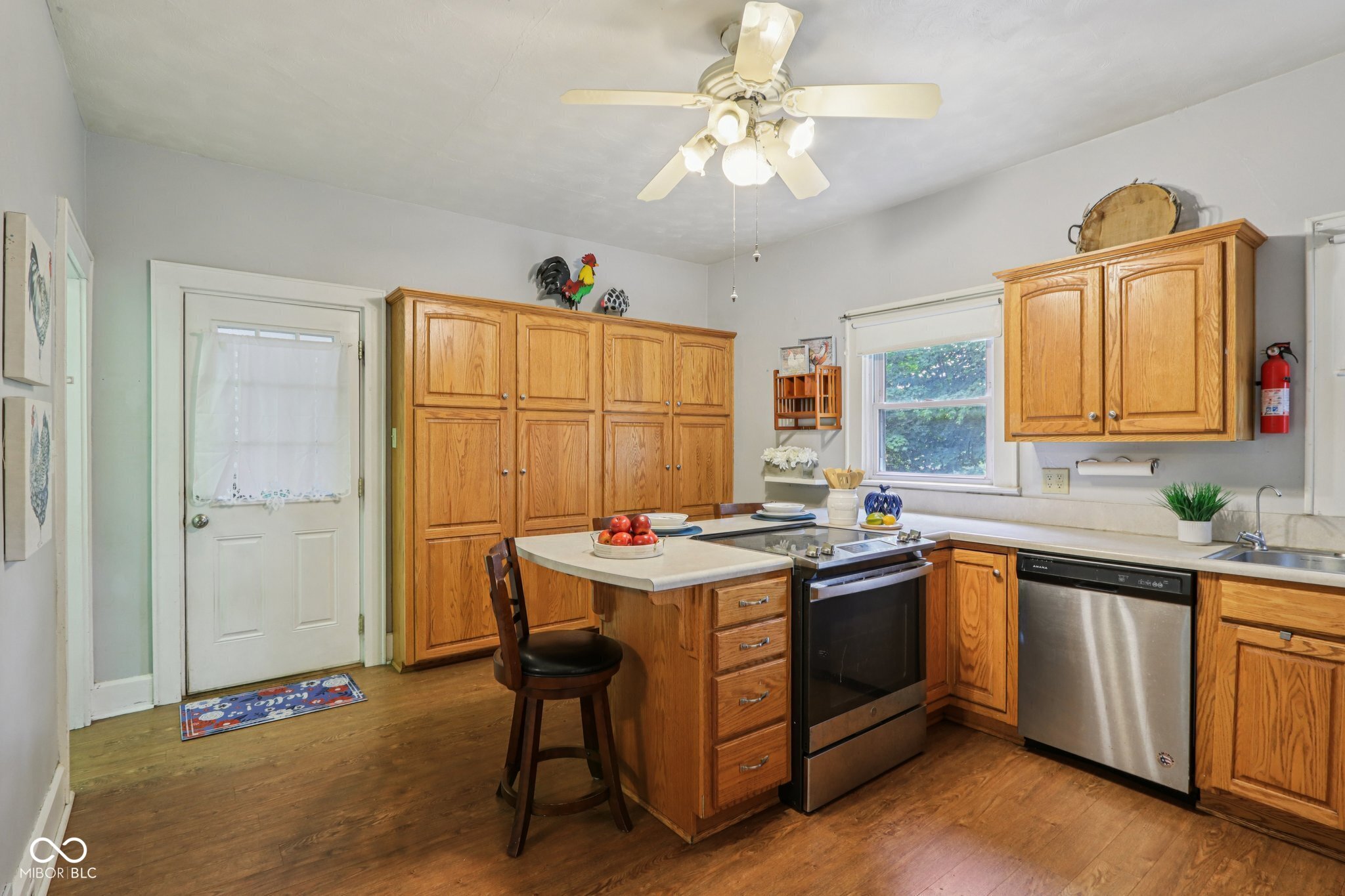 1185 N 10th Street