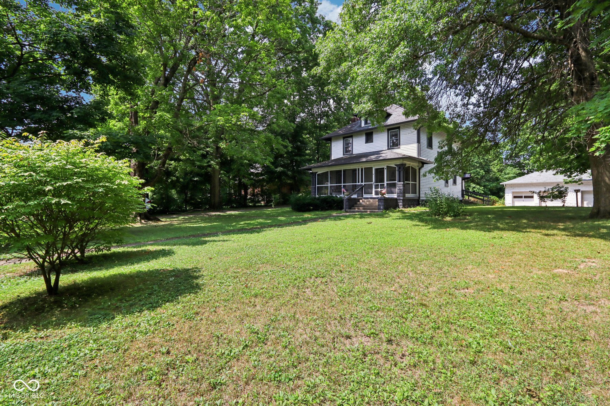 1185 N 10th Street