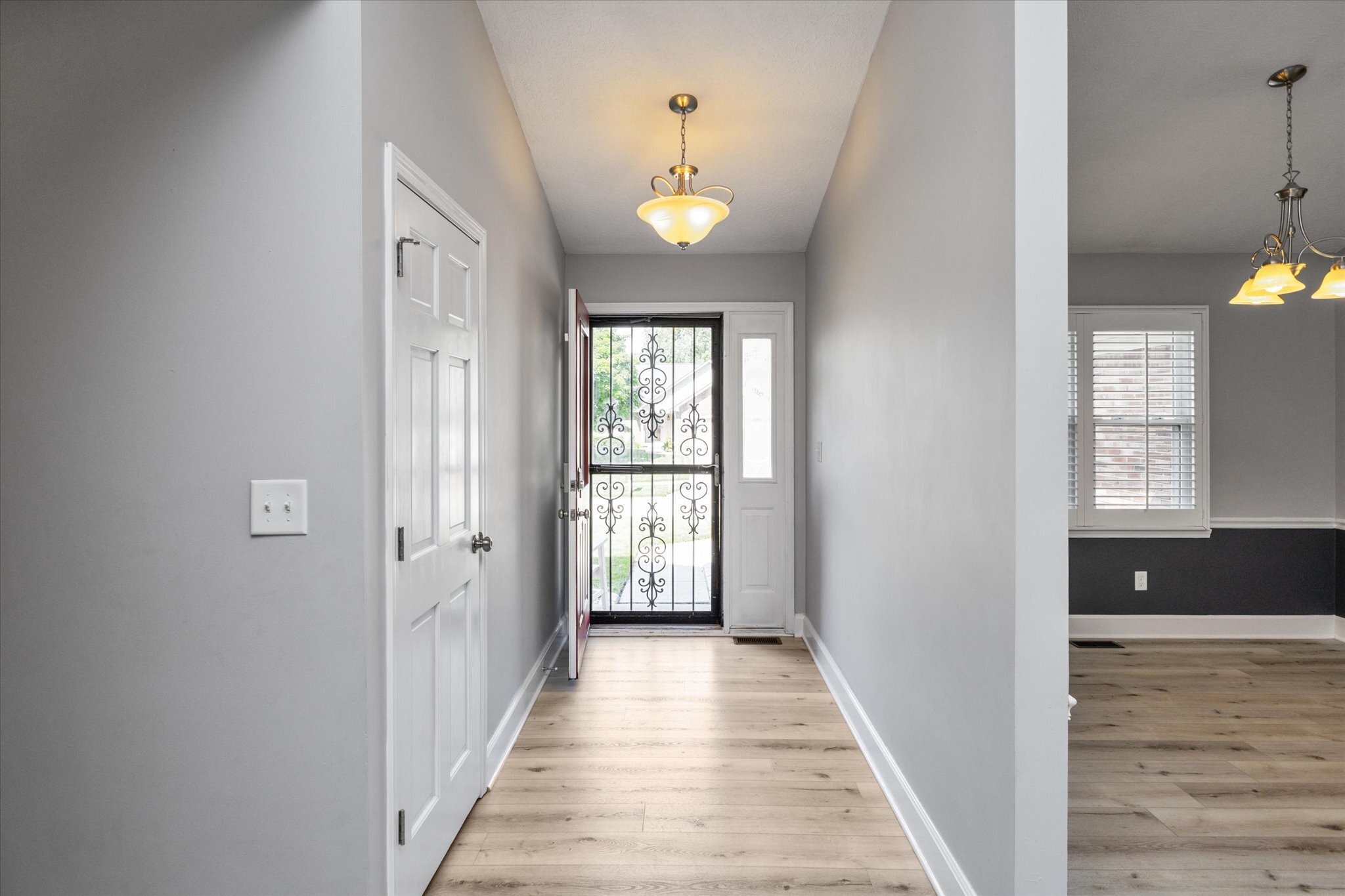 487 Pebble Way