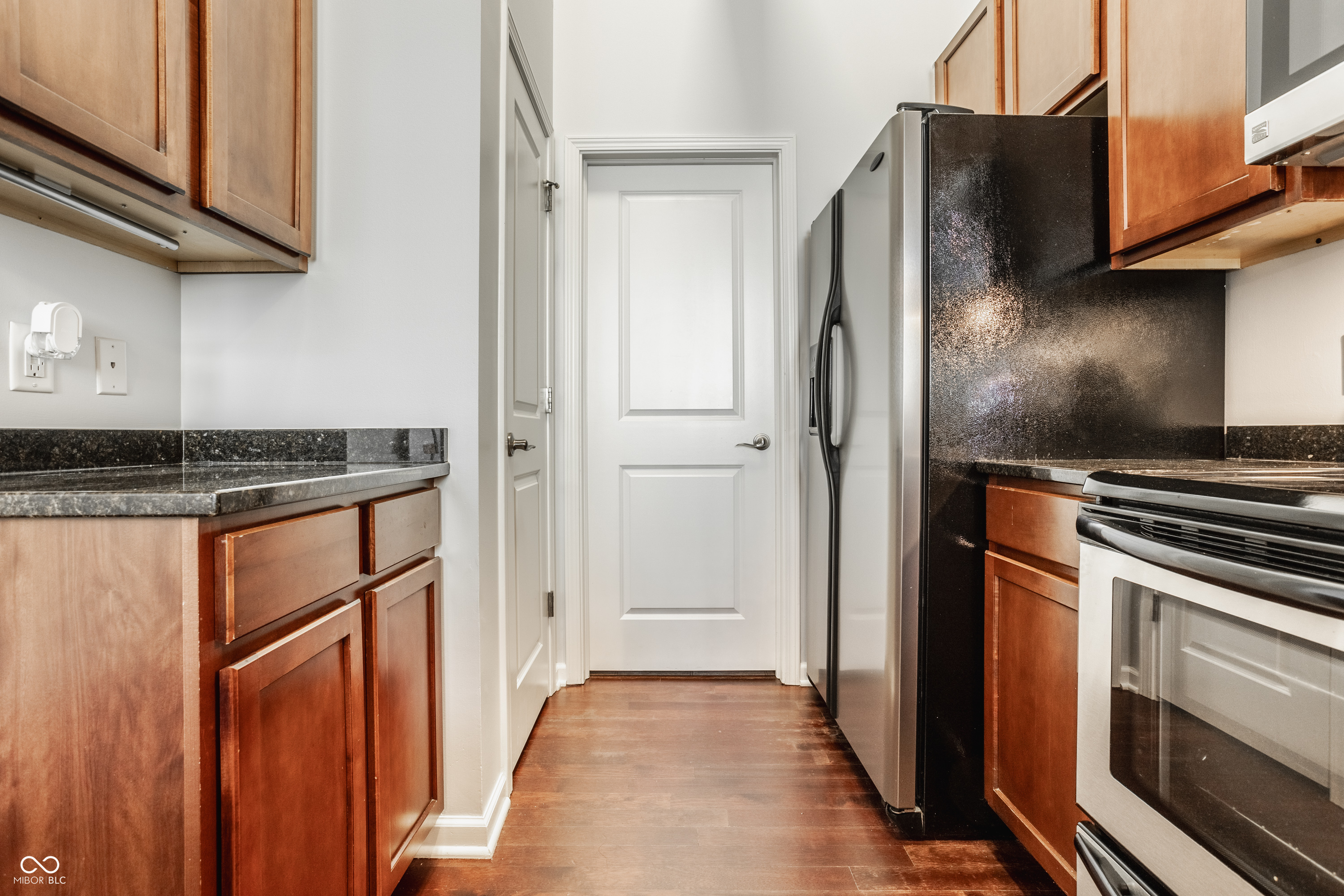 630 N College Avenue Unit: 305