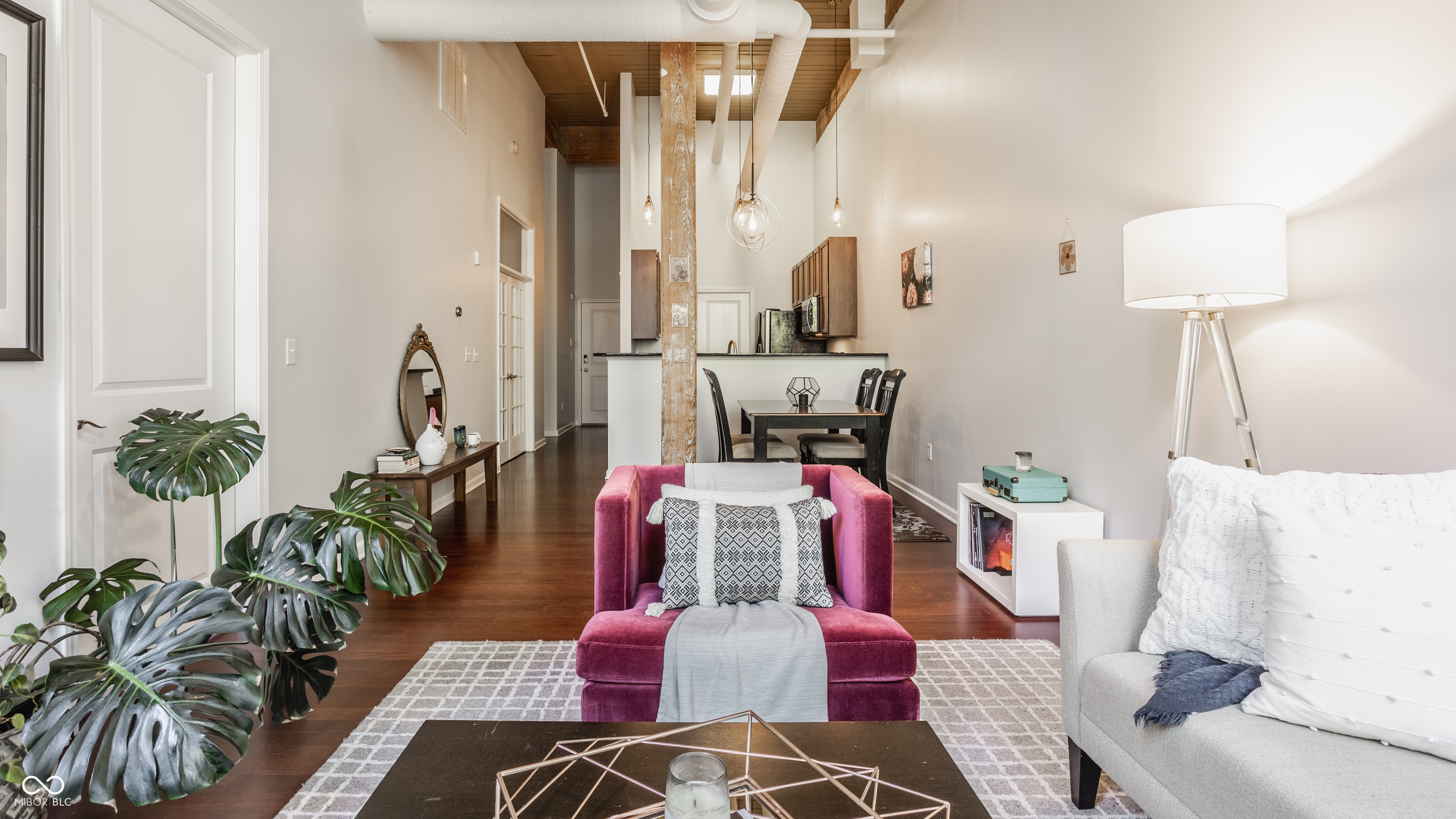 630 N College Avenue Unit: 305