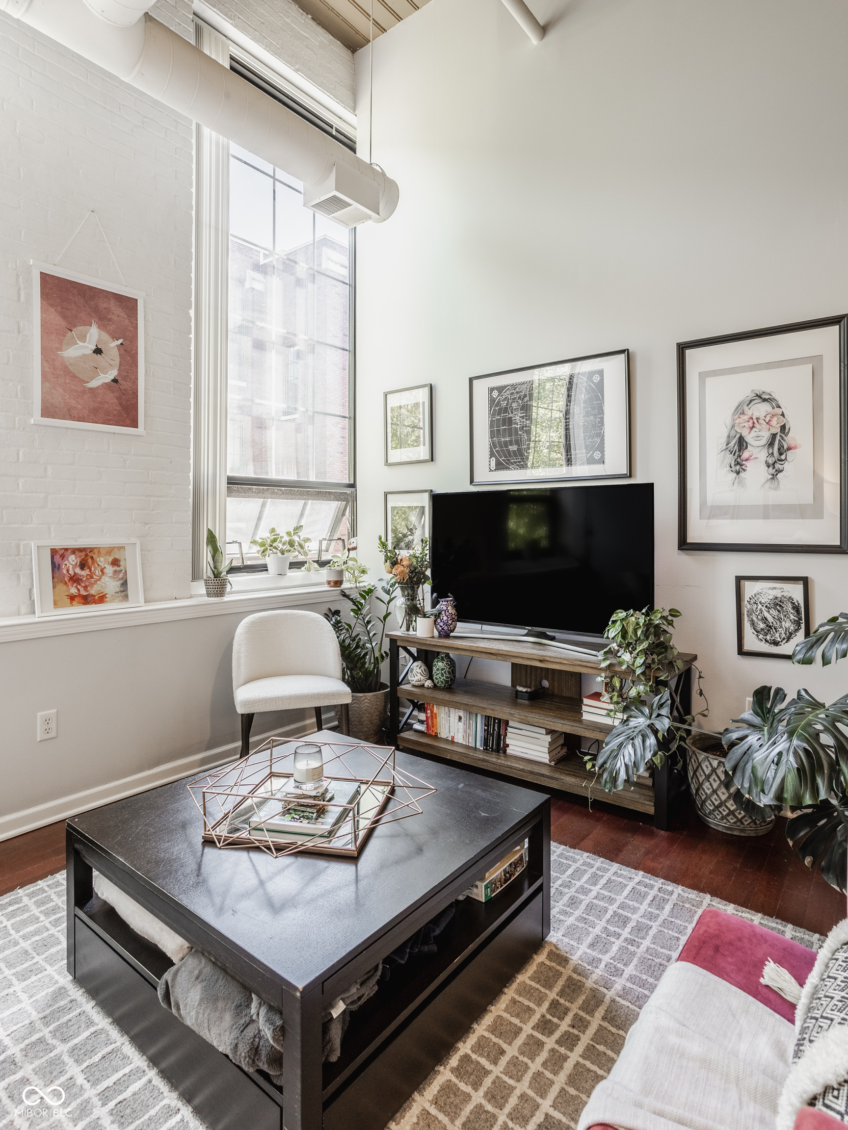 630 N College Avenue Unit: 305