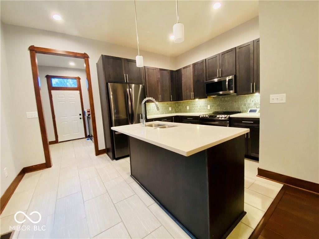 736 E Orange Street E