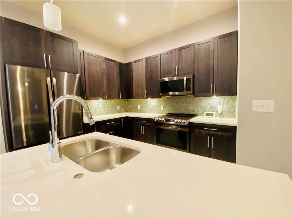 736 E Orange Street E