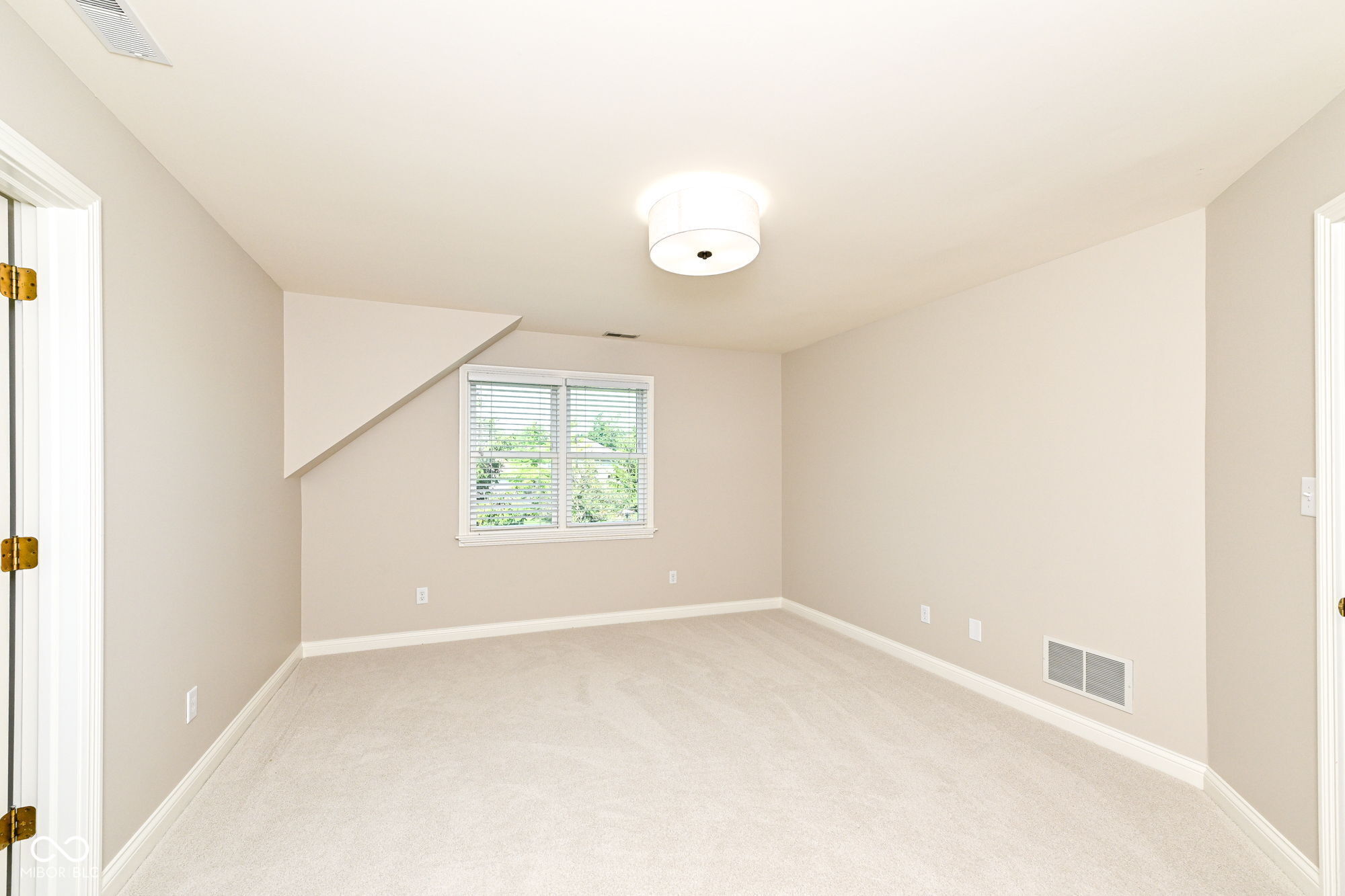 10822 Turne Grove