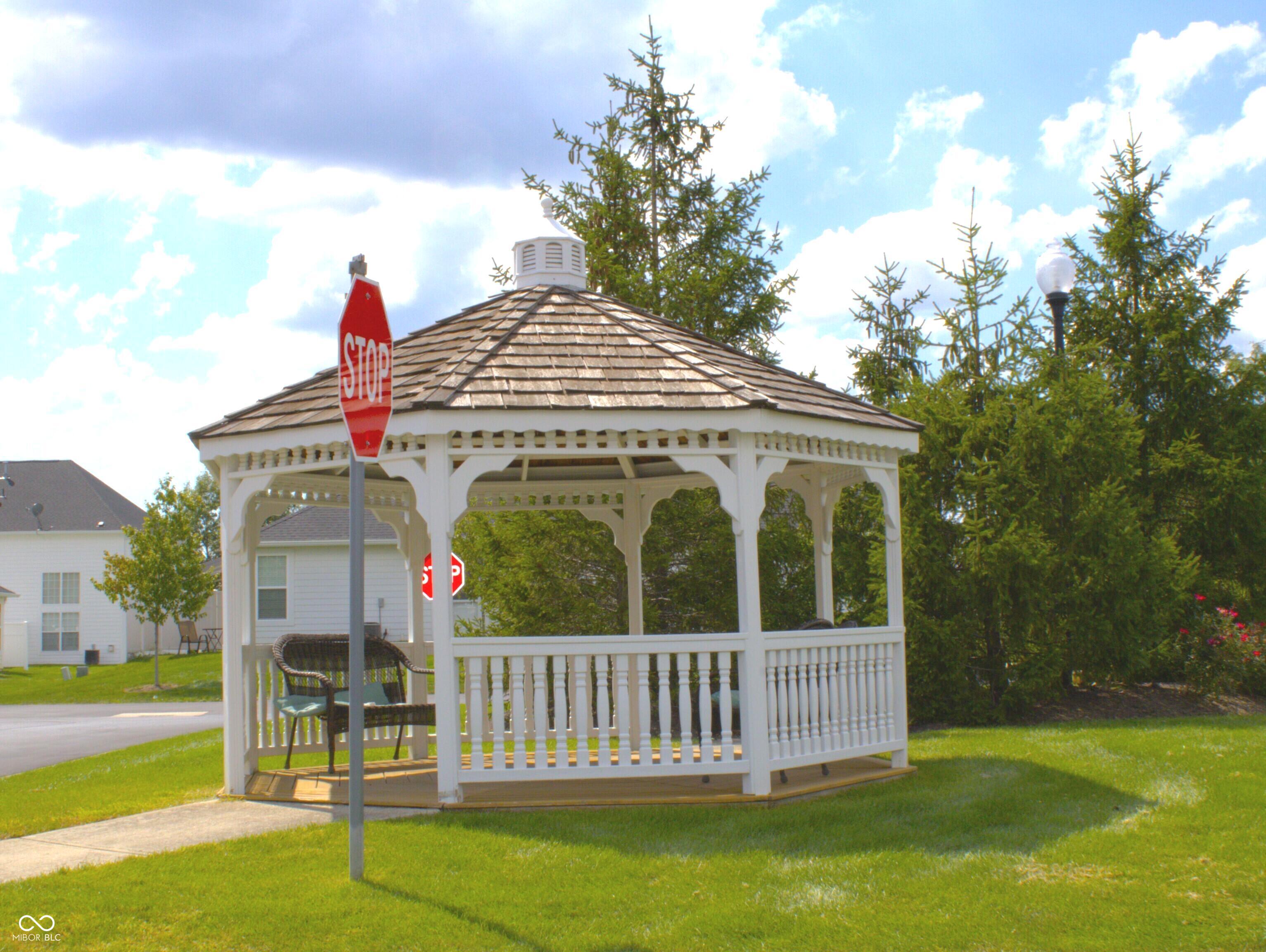 16321 Meadowlands Court