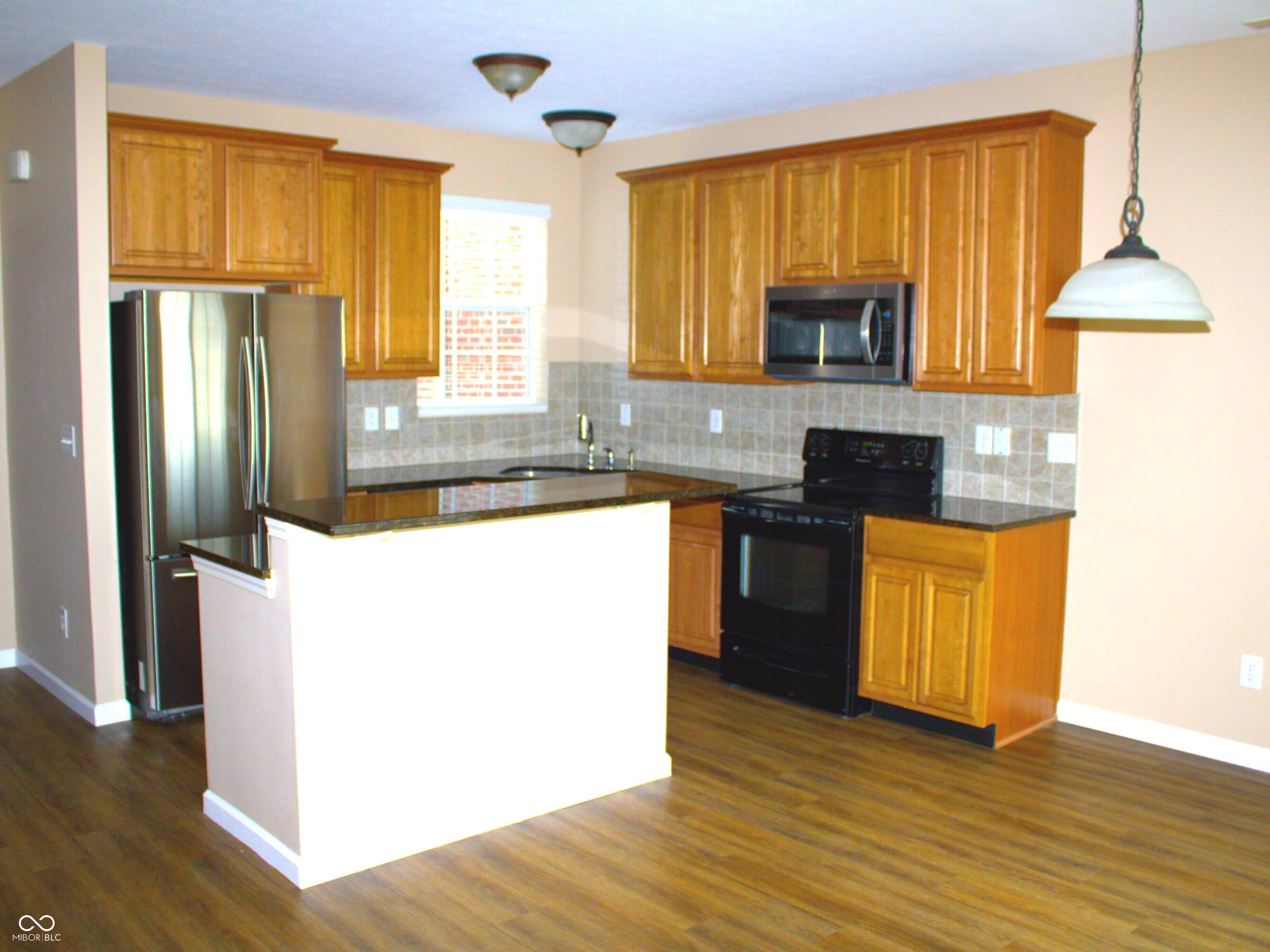 16321 Meadowlands Court