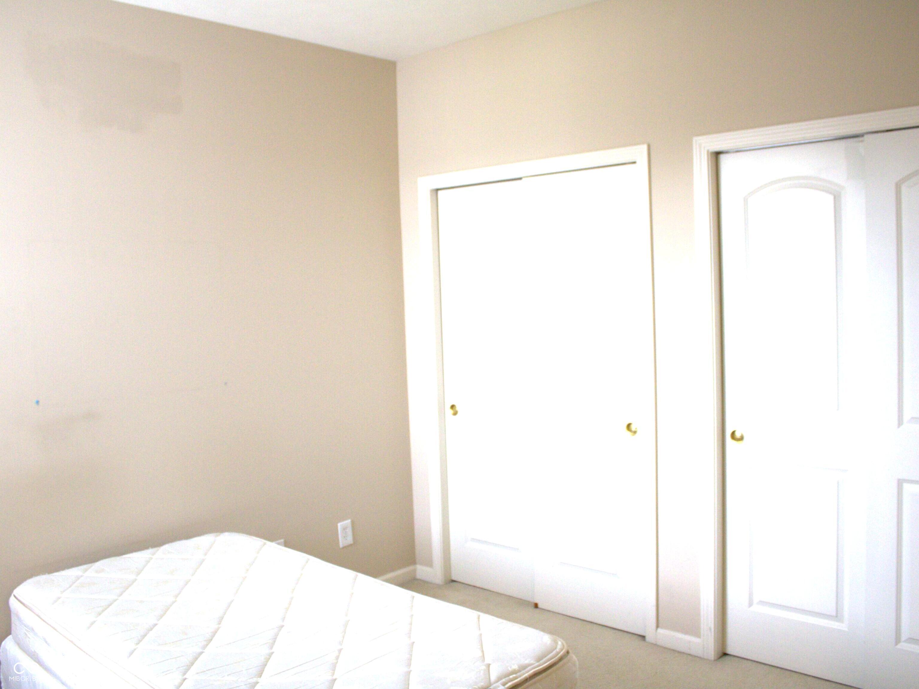 16321 Meadowlands Court