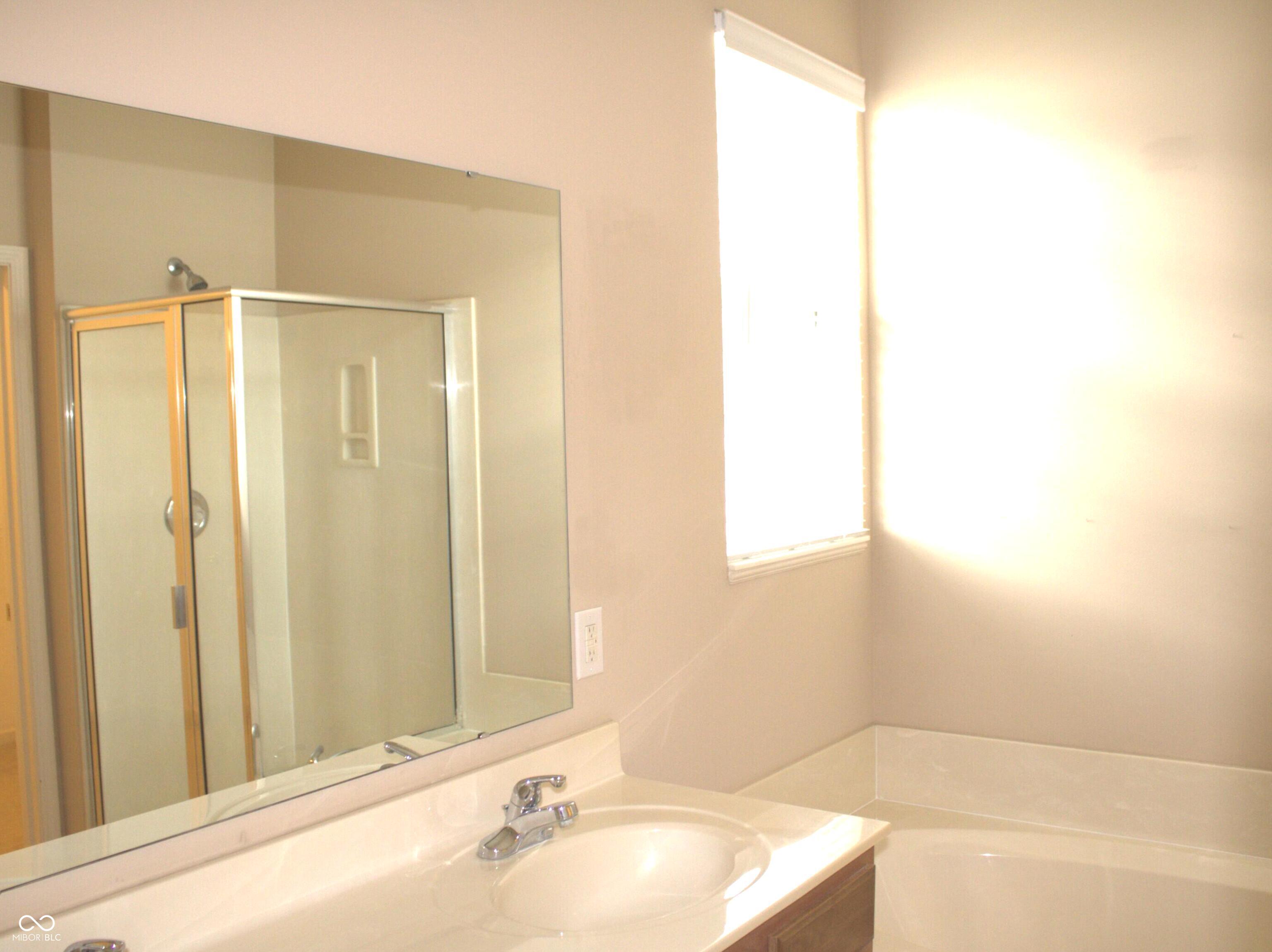 16321 Meadowlands Court