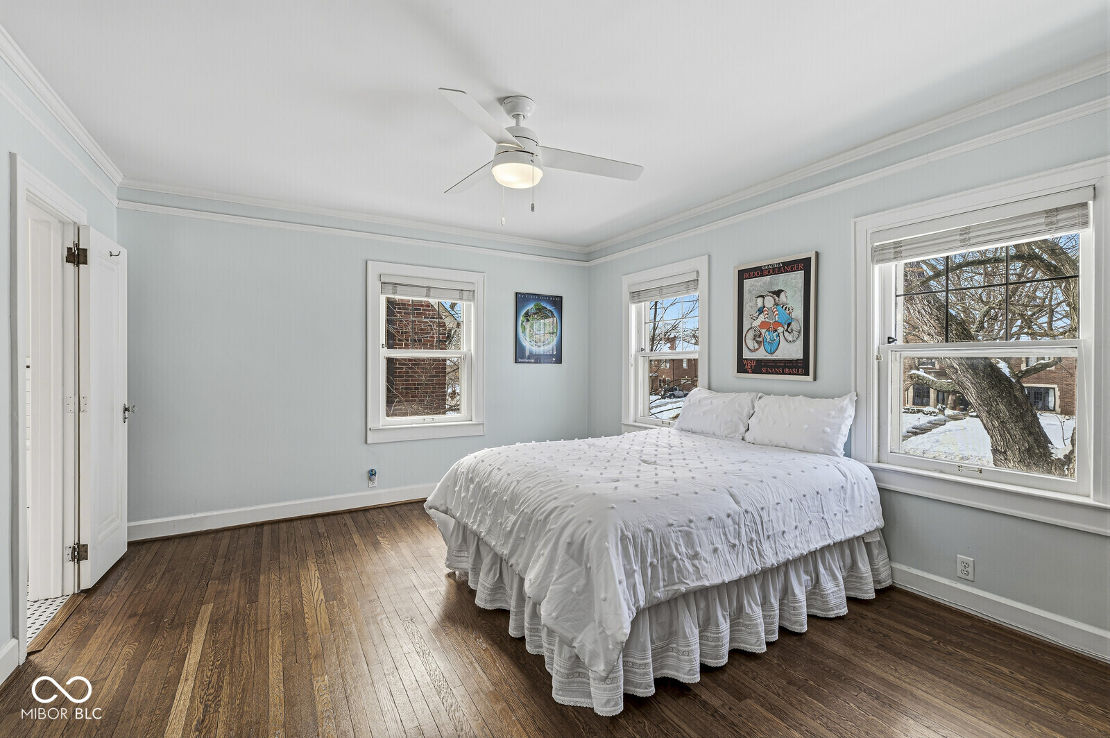 5365 N Washington Boulevard