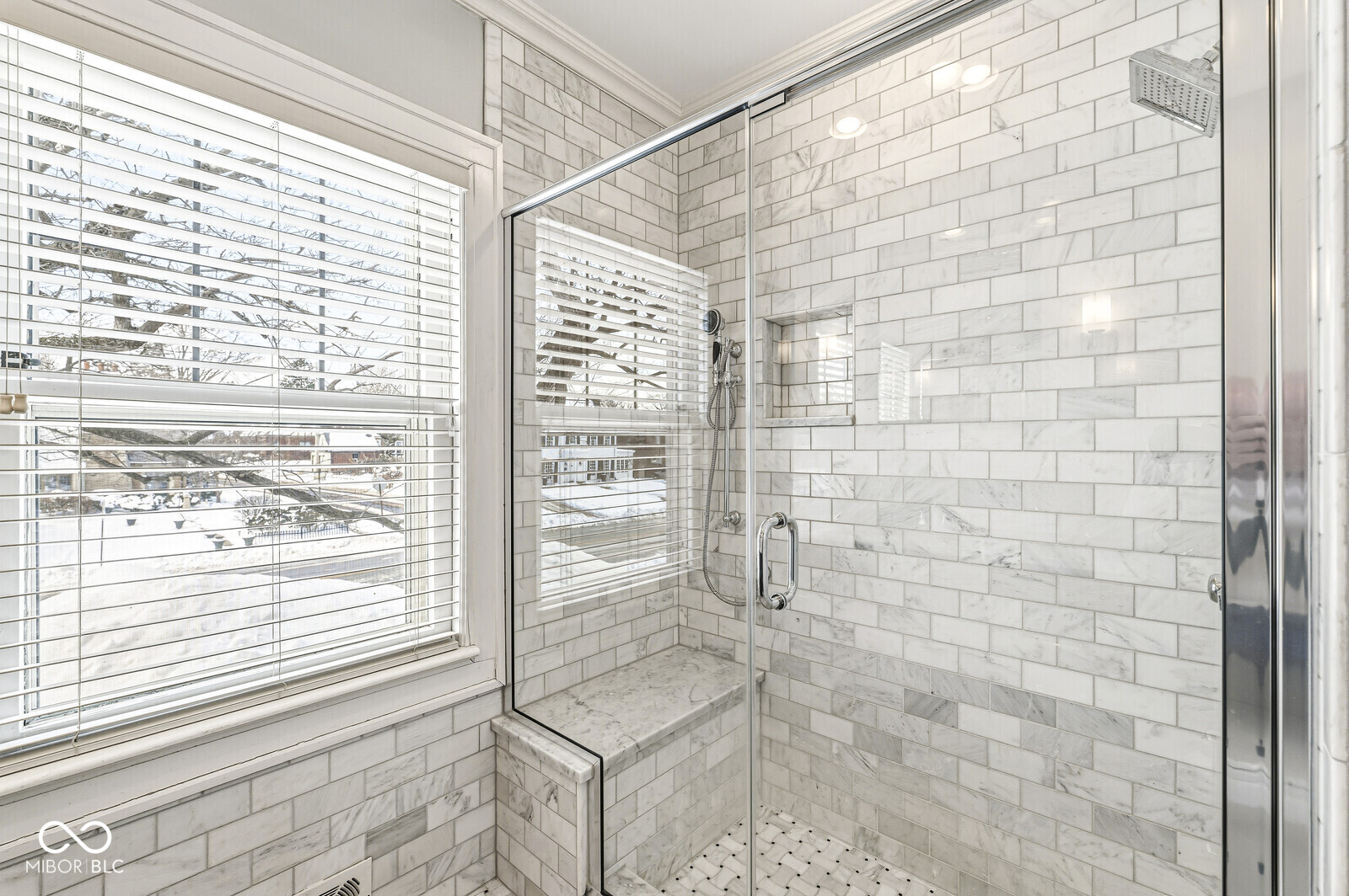 5365 N Washington Boulevard