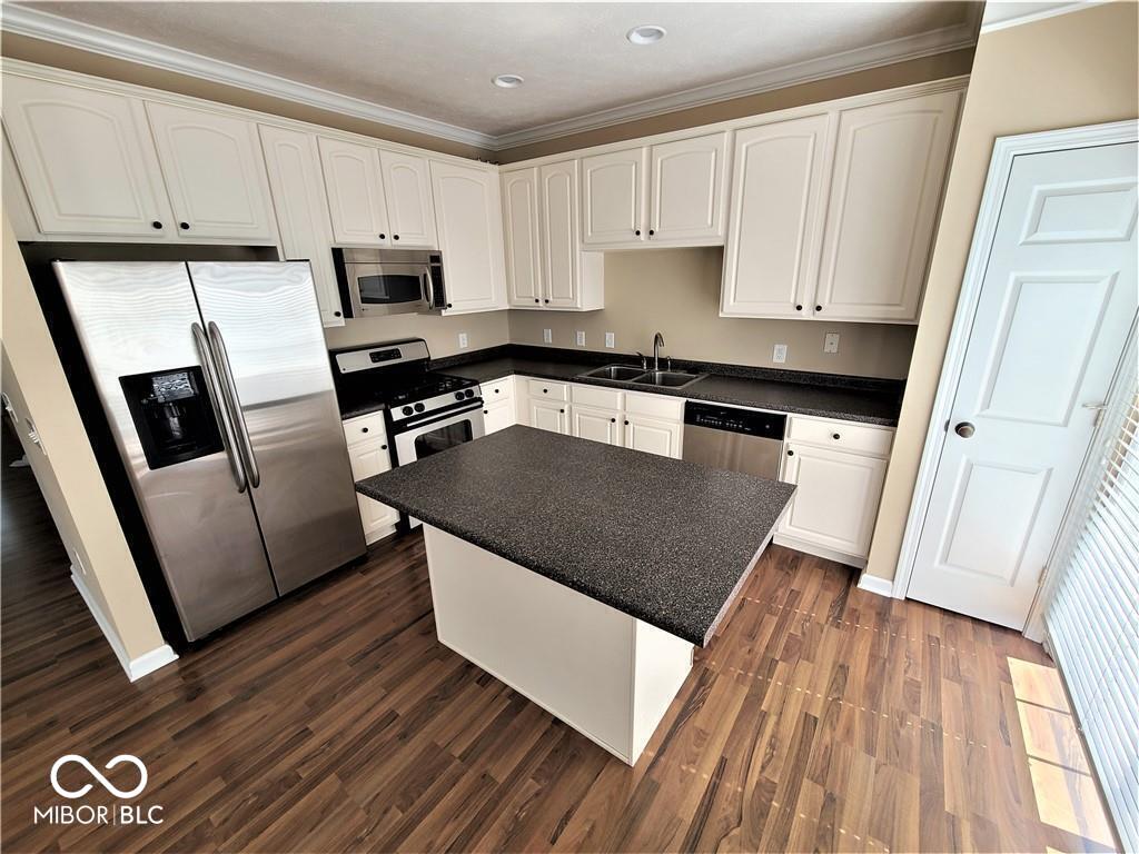 13403 W Golden Gate Drive W