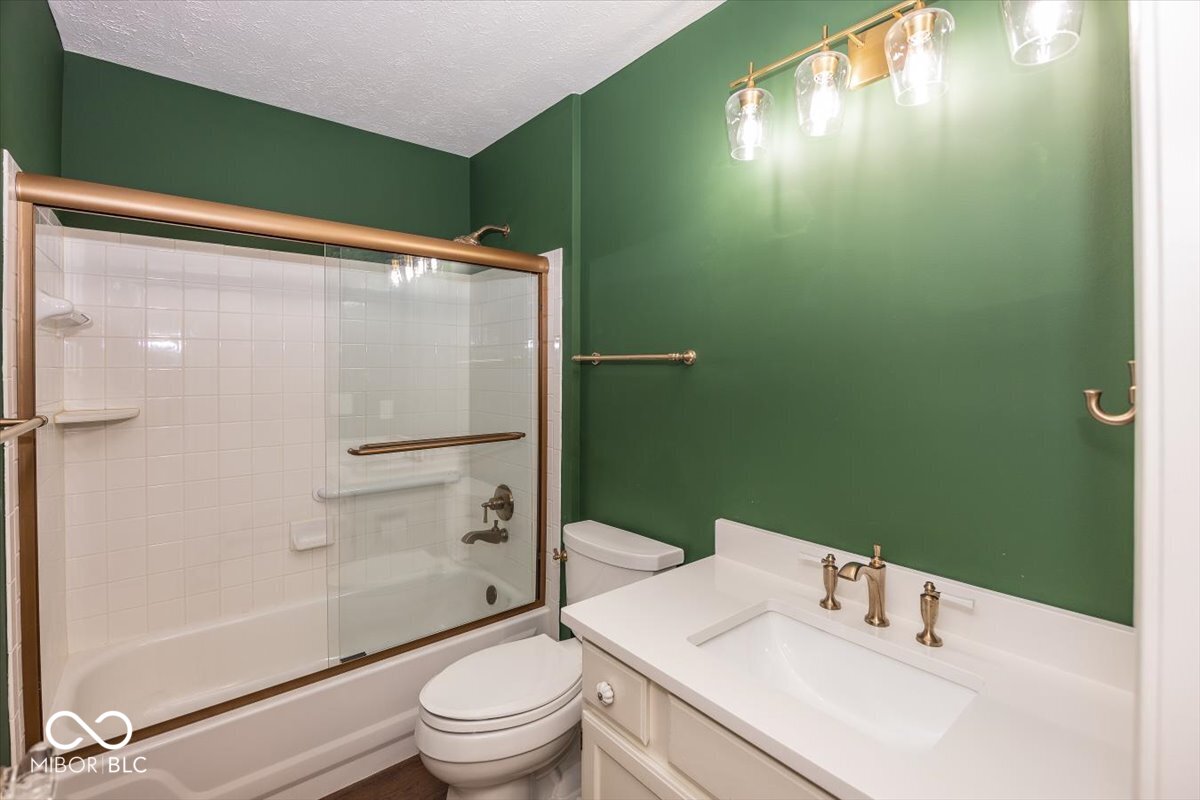 11740 Glenbrook Court Unit: UNIT 103