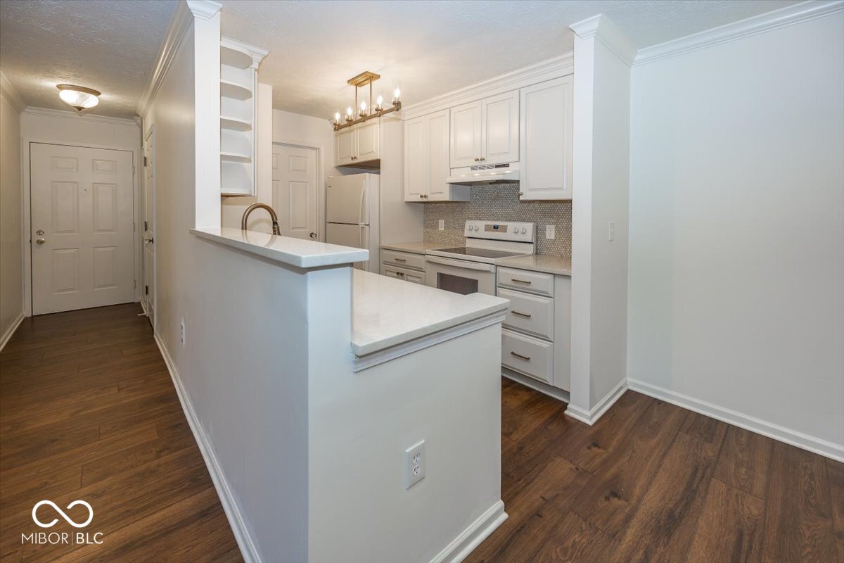 11740 Glenbrook Court Unit: UNIT 103