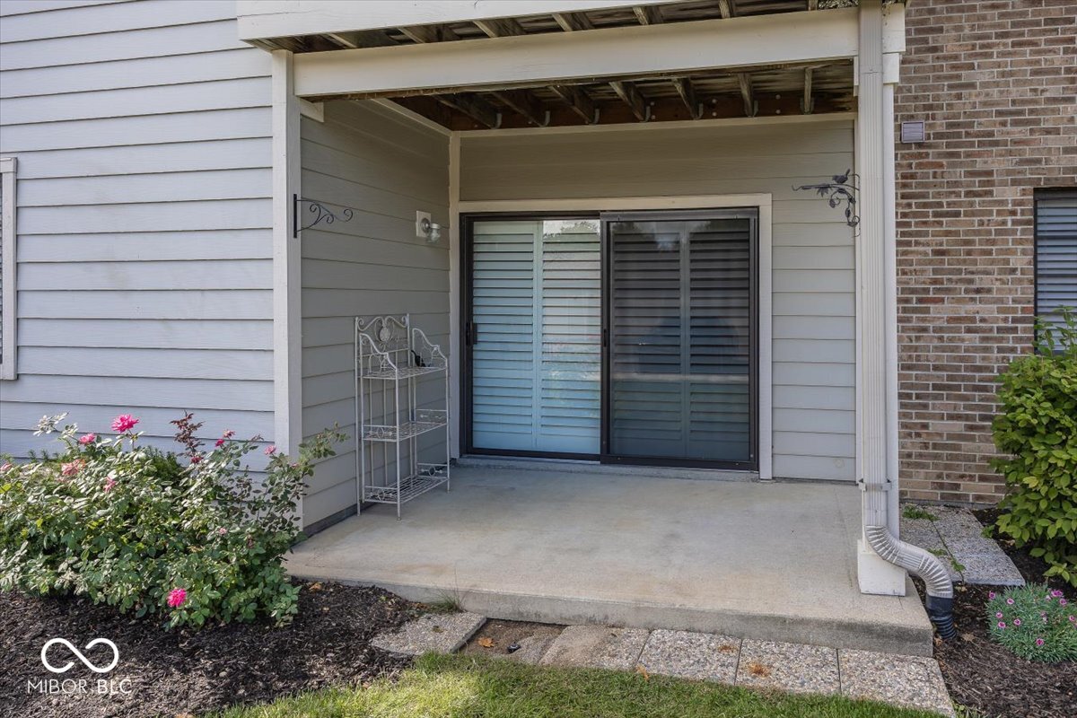 11740 Glenbrook Court Unit: UNIT 103