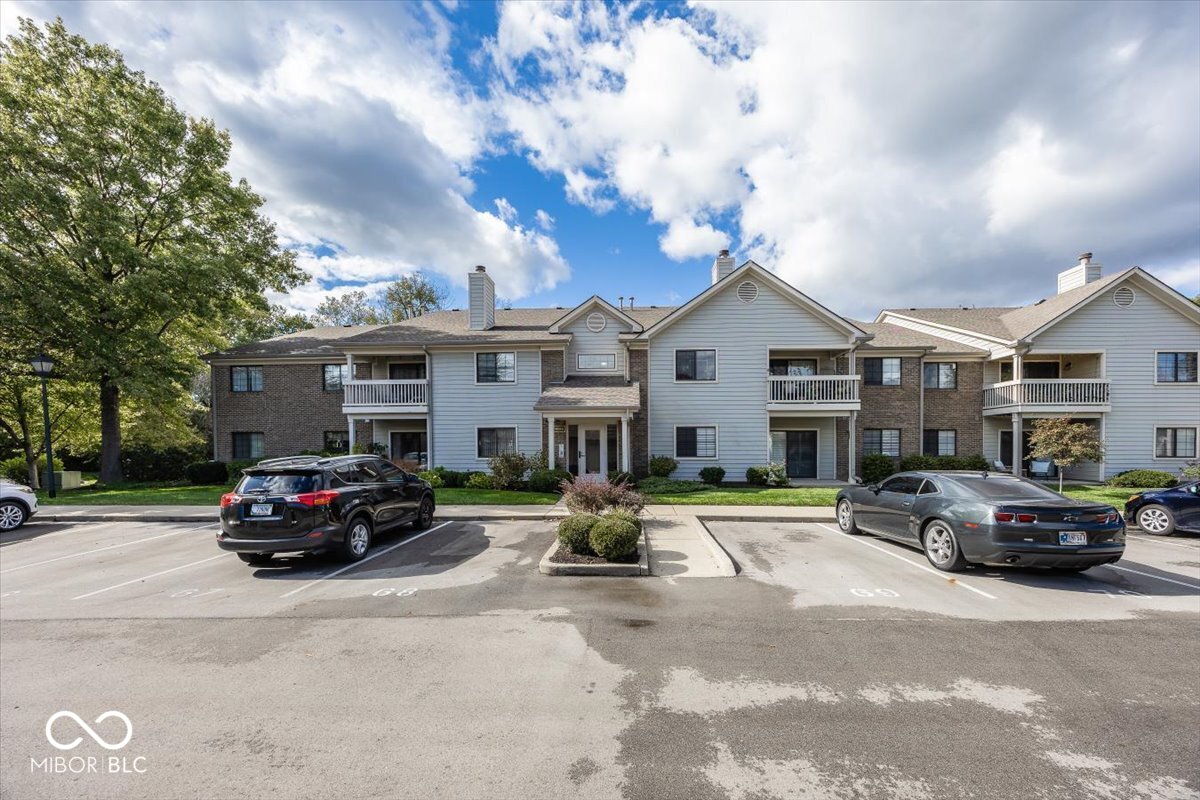 11740 Glenbrook Court Unit: UNIT 103