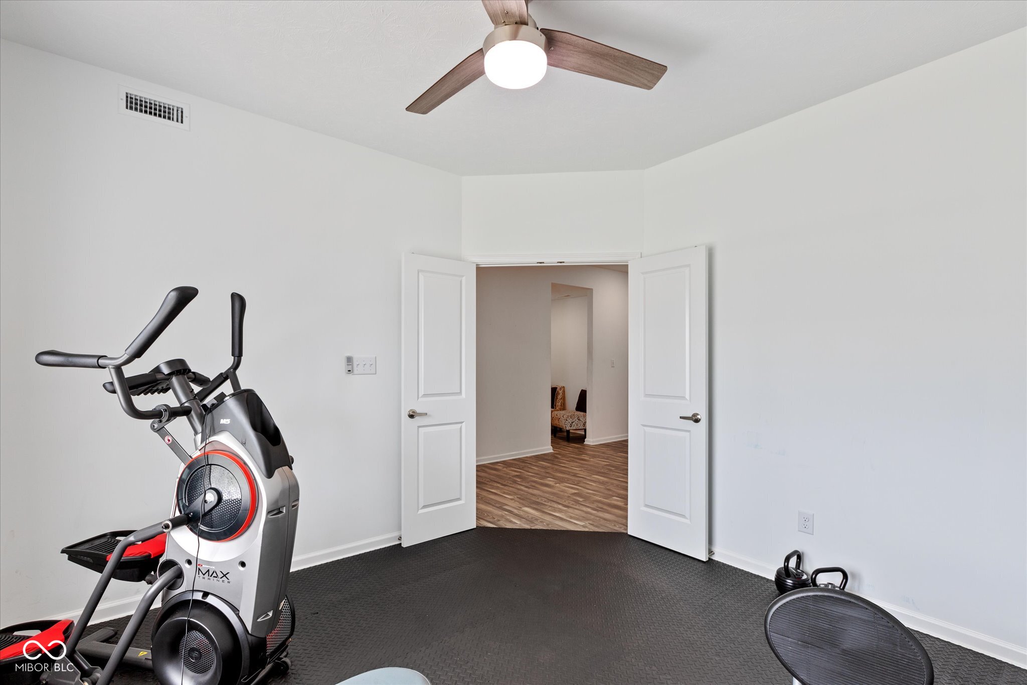 6910 Honeysuckle Way