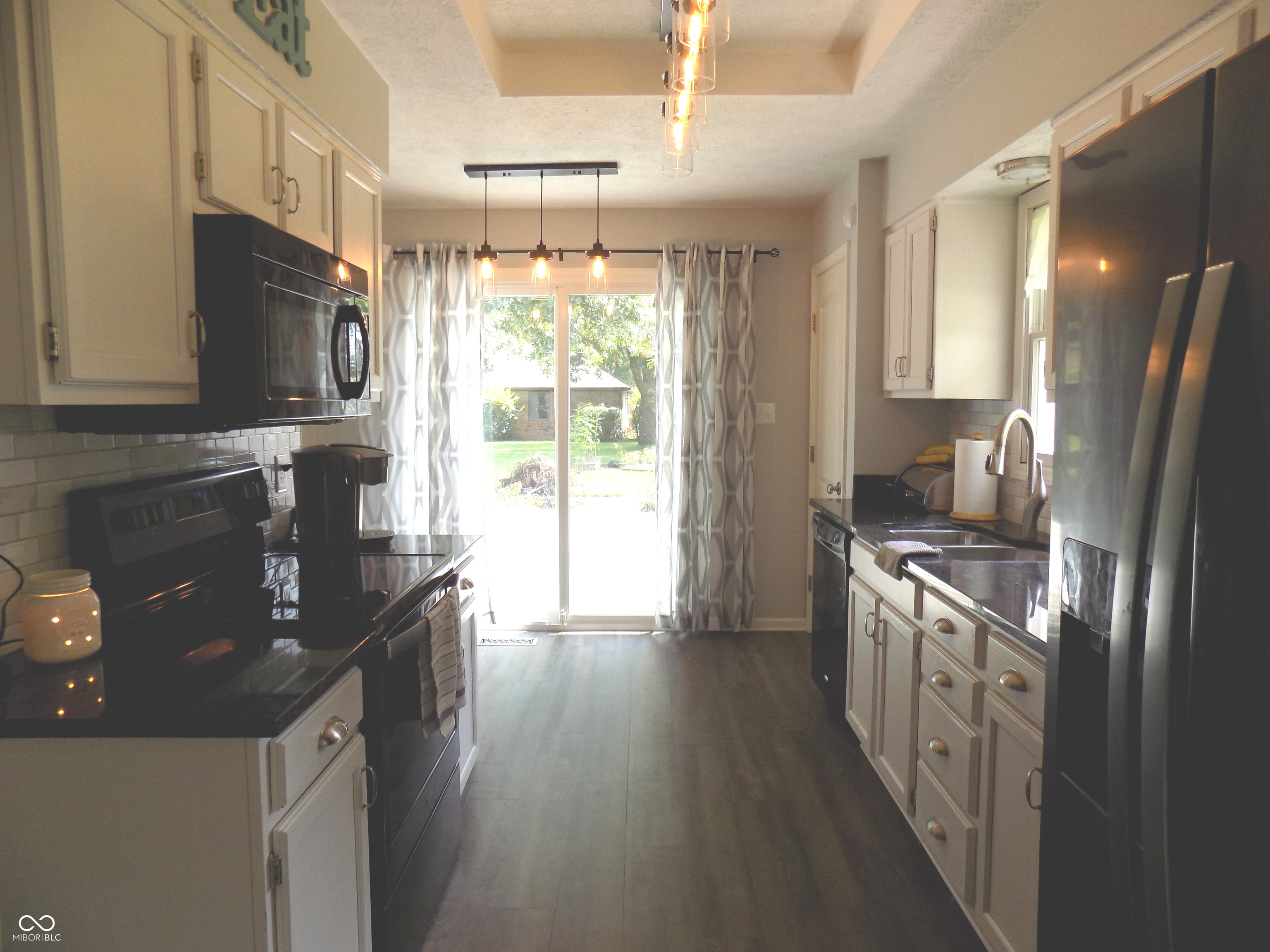 1221 Briarwood Drive