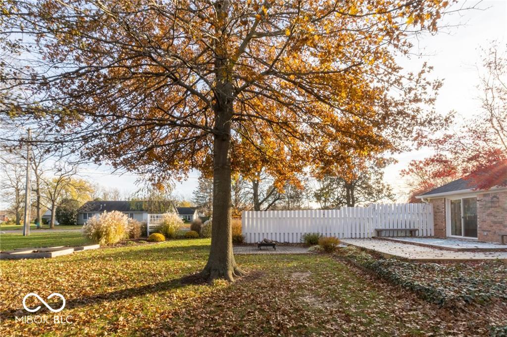 1221 Briarwood Drive