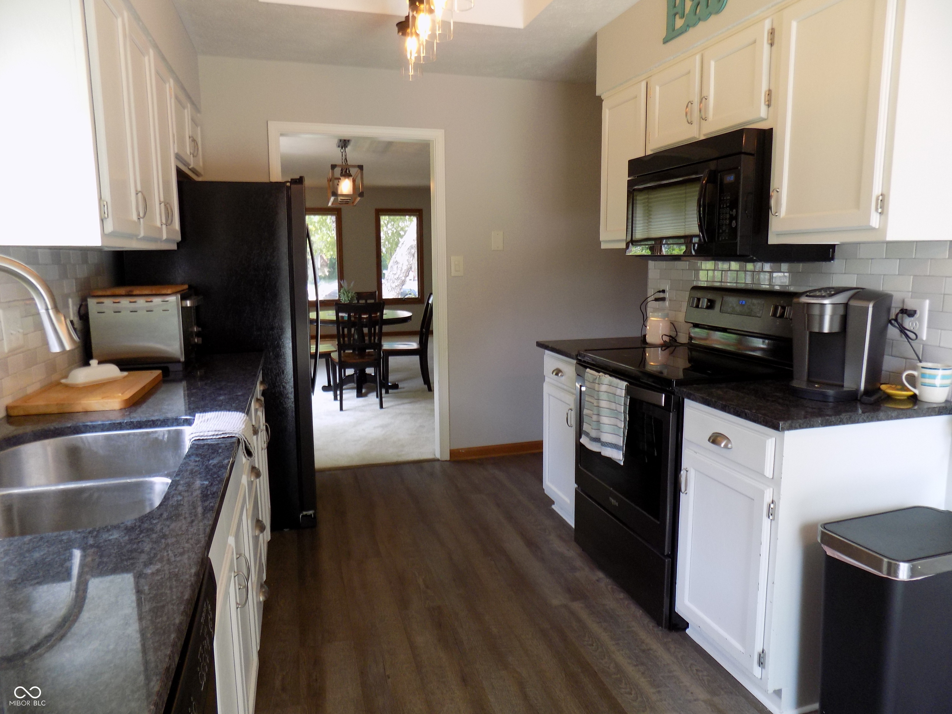 1221 Briarwood Drive