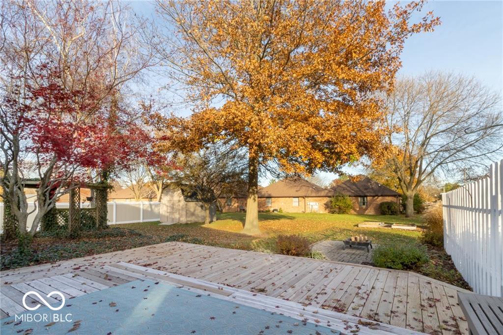 1221 Briarwood Drive