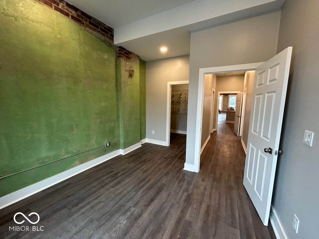 113 E Main Street Unit: B