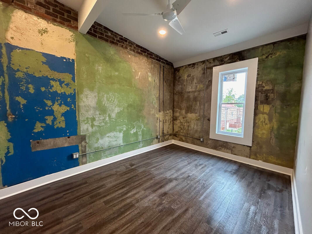 113 E Main Street Unit: B