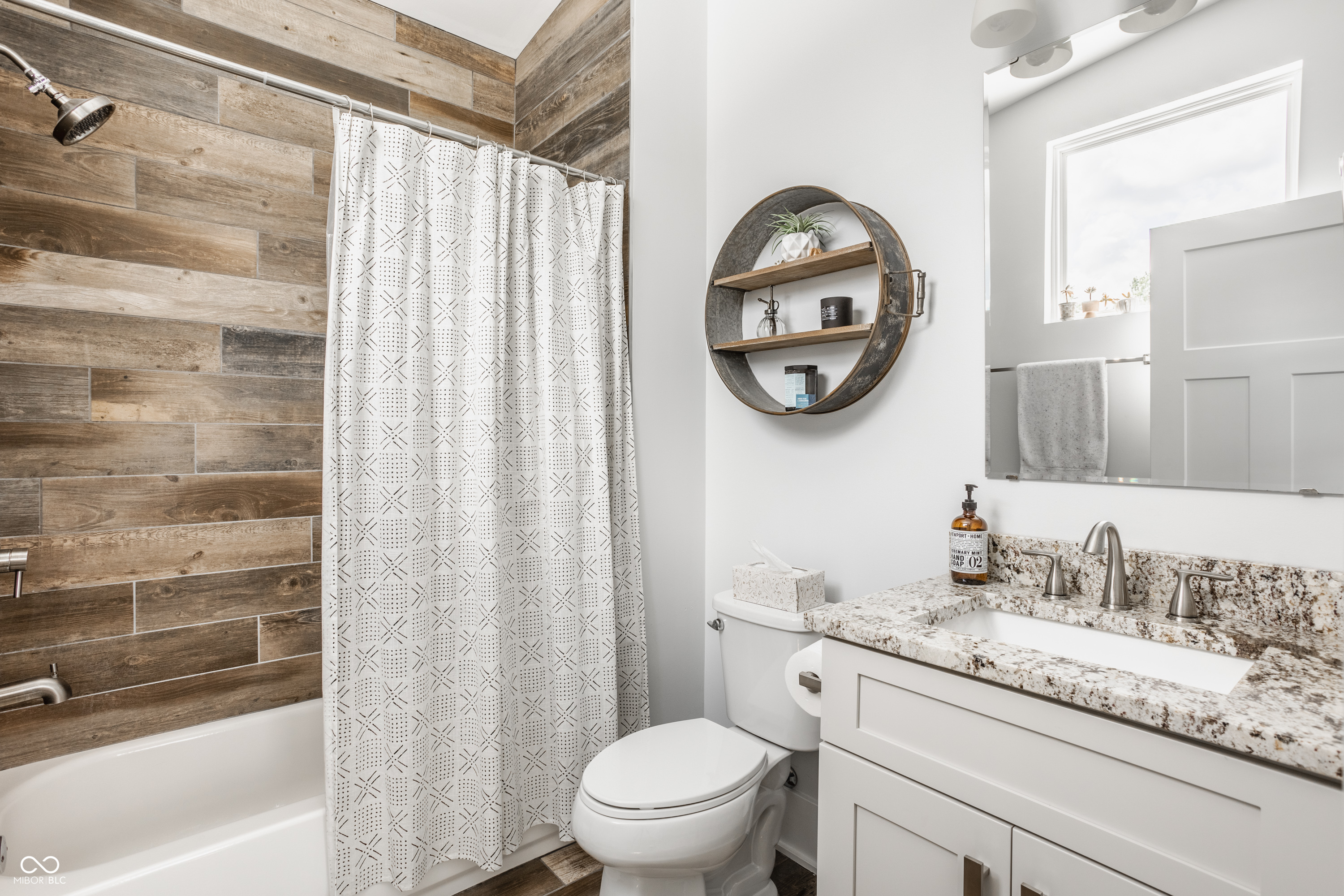 1244 Ringgold Avenue