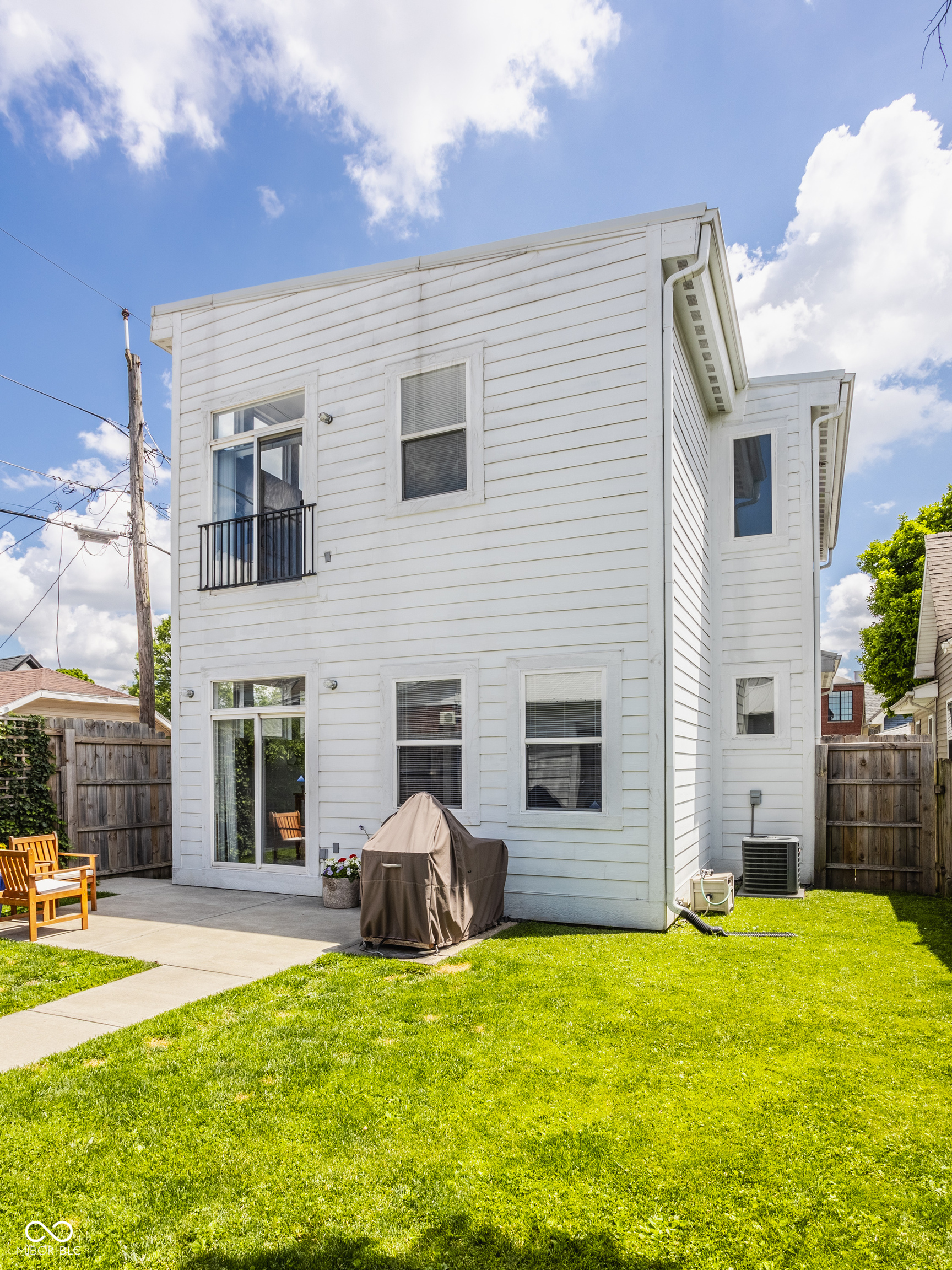 1244 Ringgold Avenue