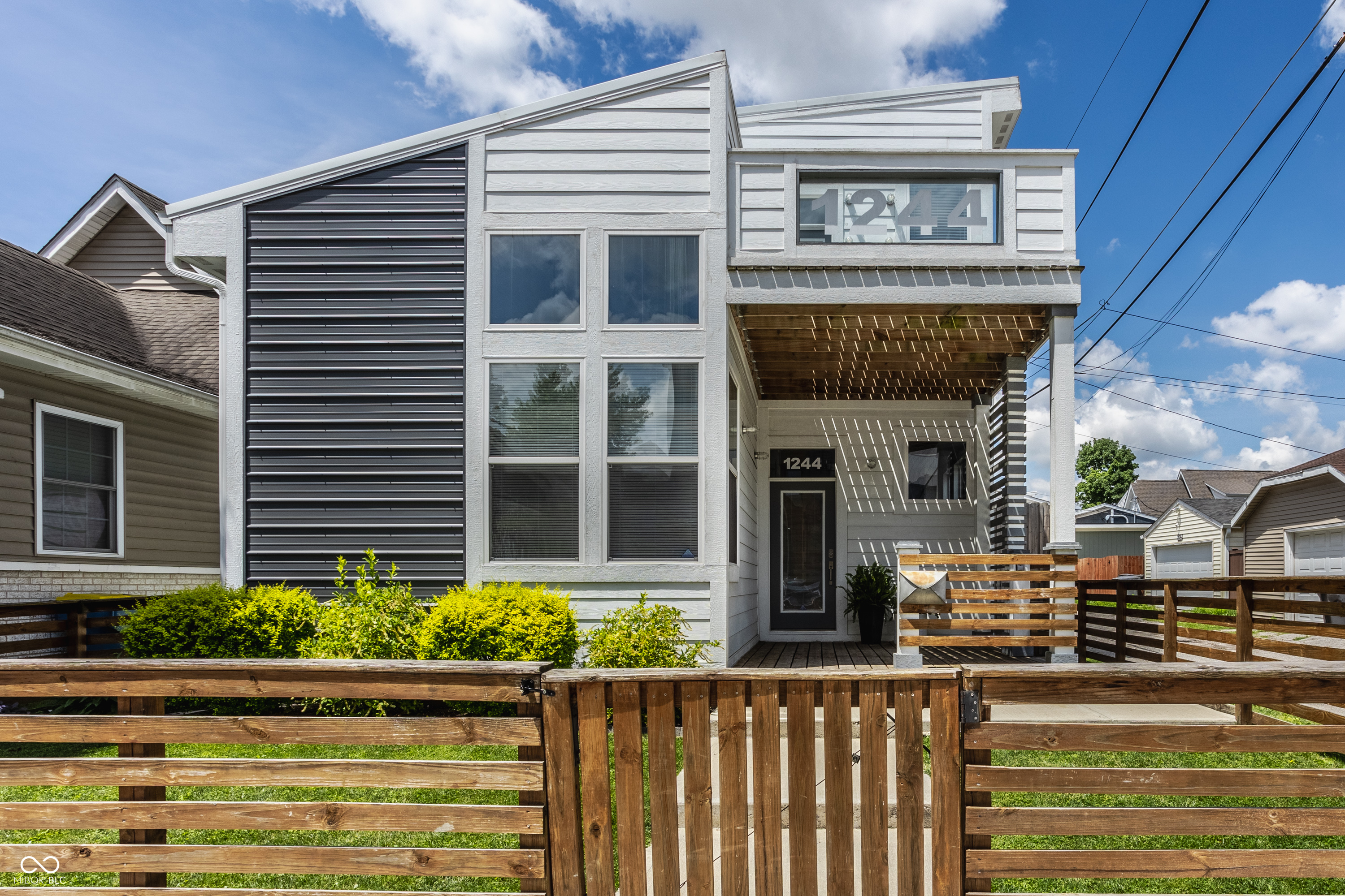 1244 Ringgold Avenue