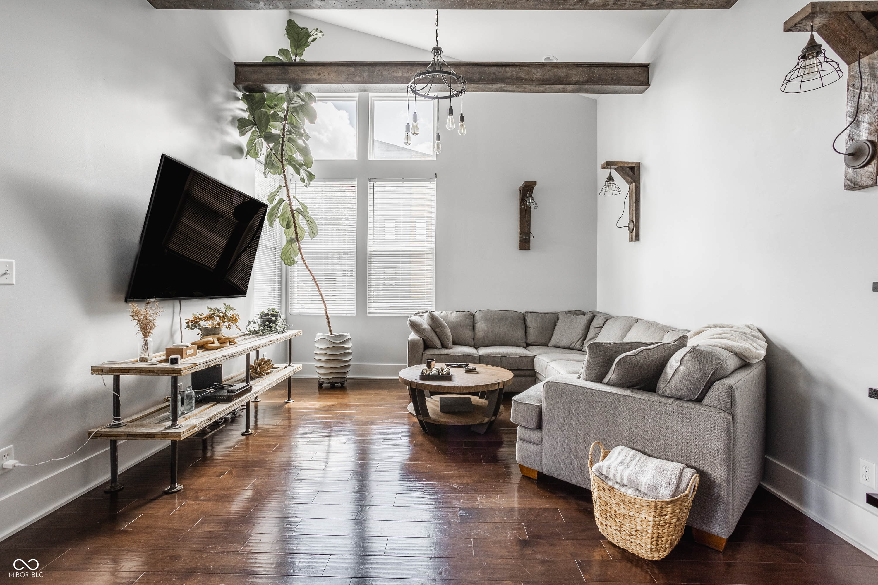 1244 Ringgold Avenue