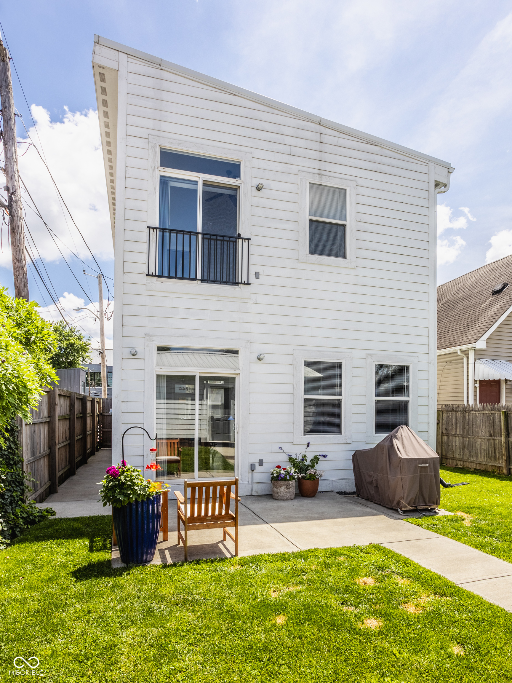 1244 Ringgold Avenue