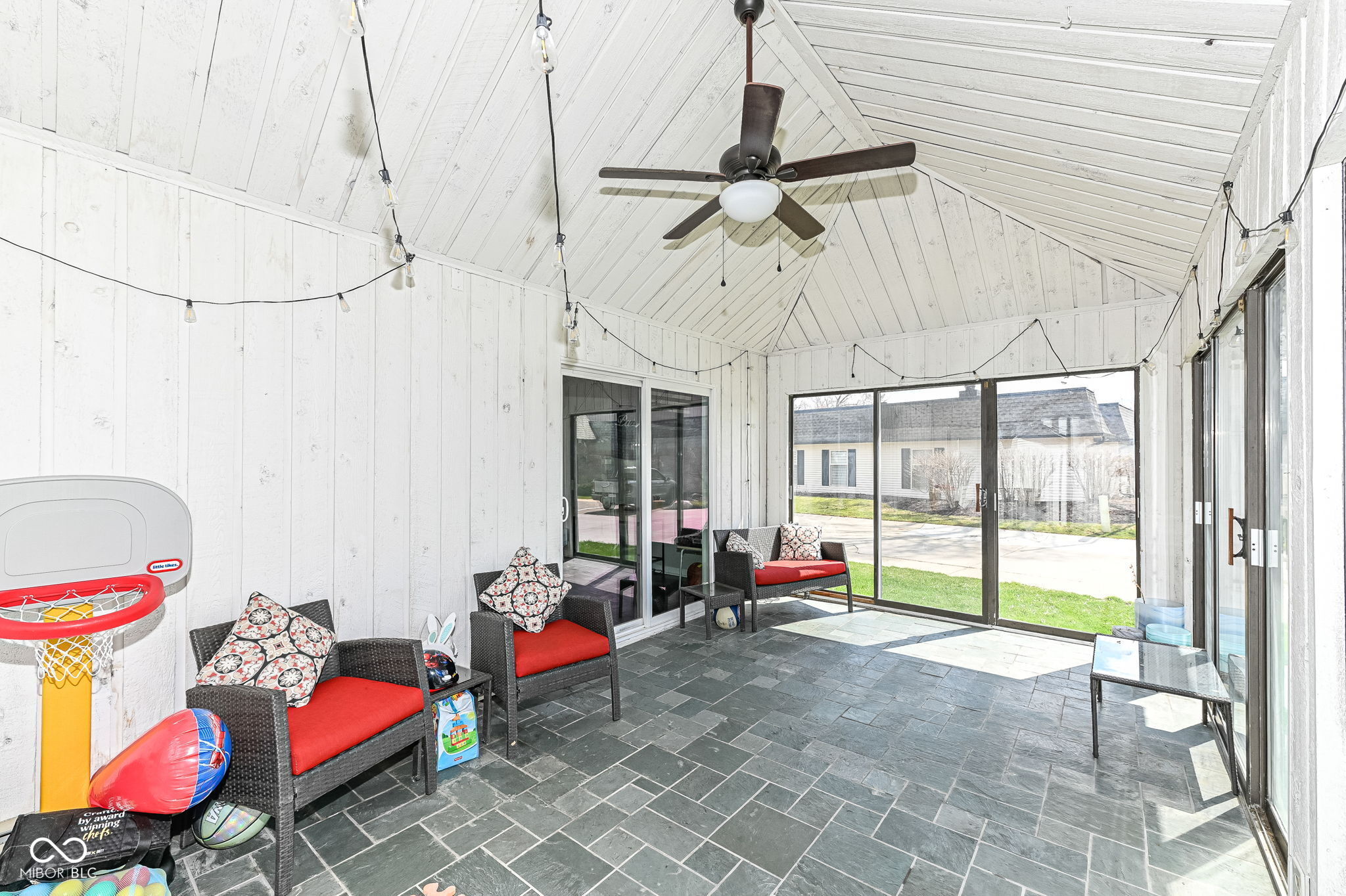 8528 Quail Hollow Road