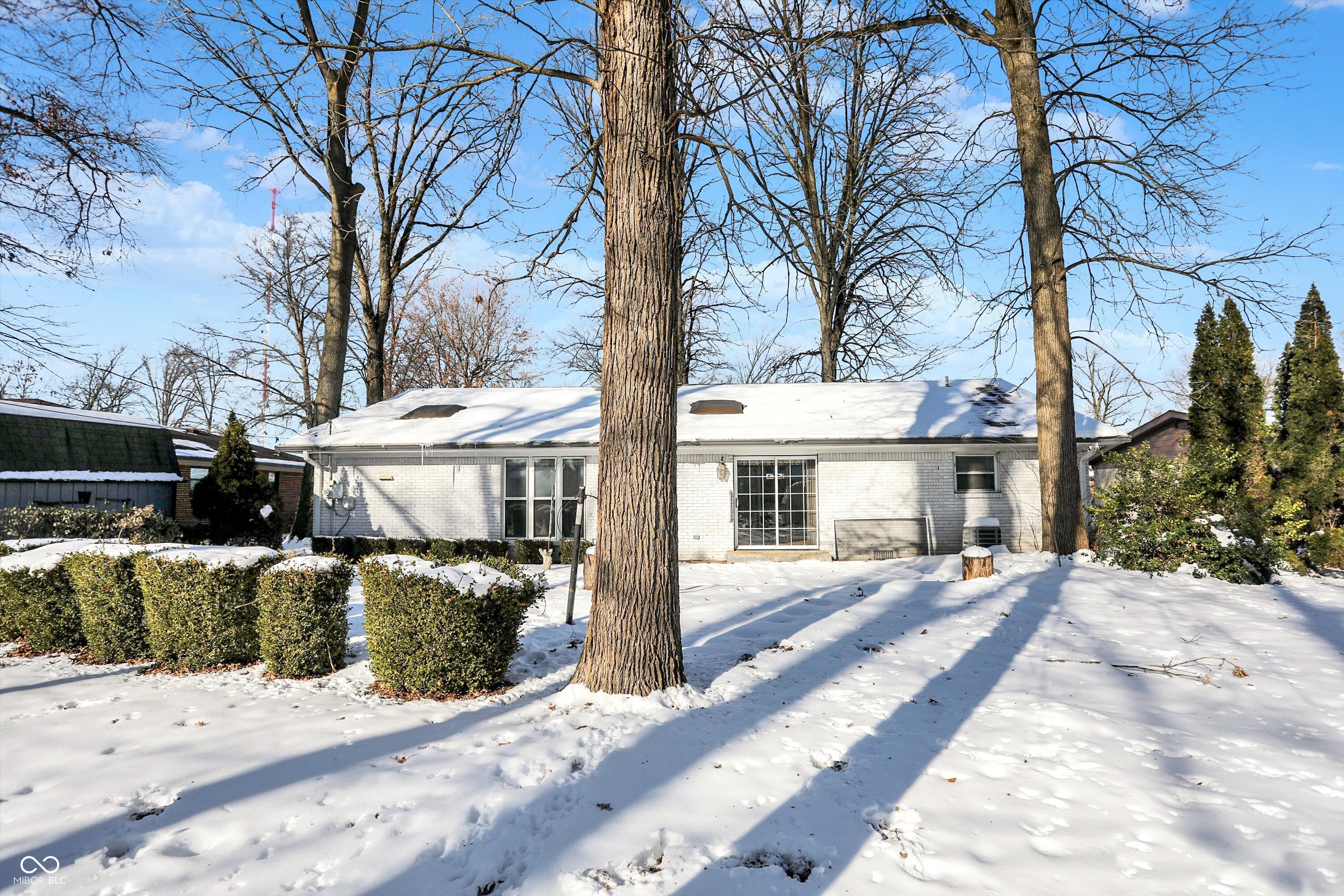 8637 Skyway Drive
