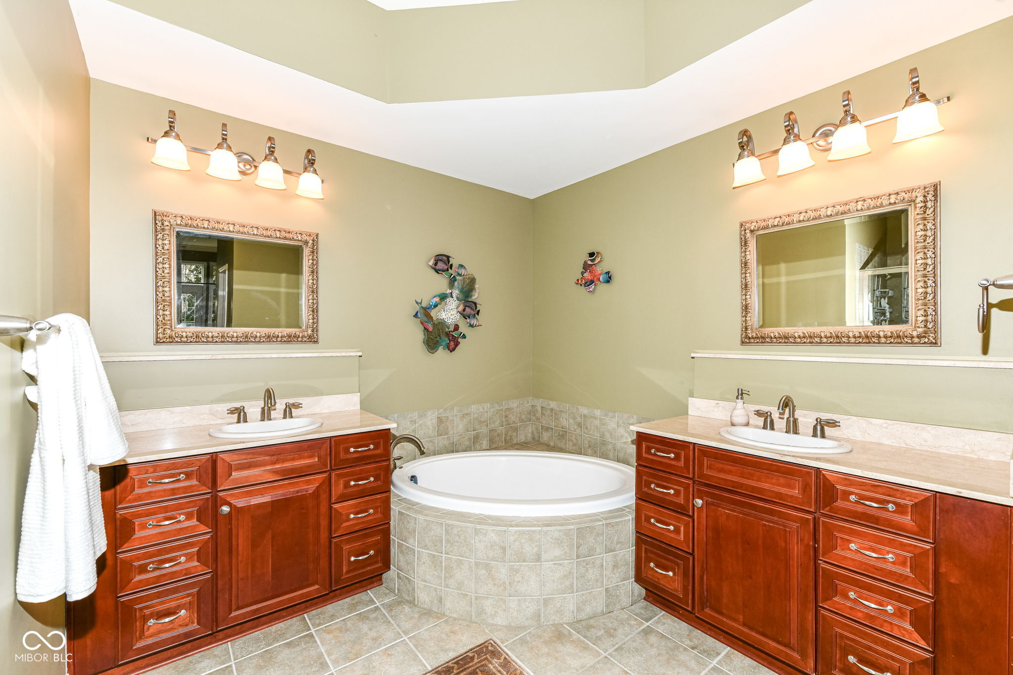 6471 Meridian Parkway Unit: APT D